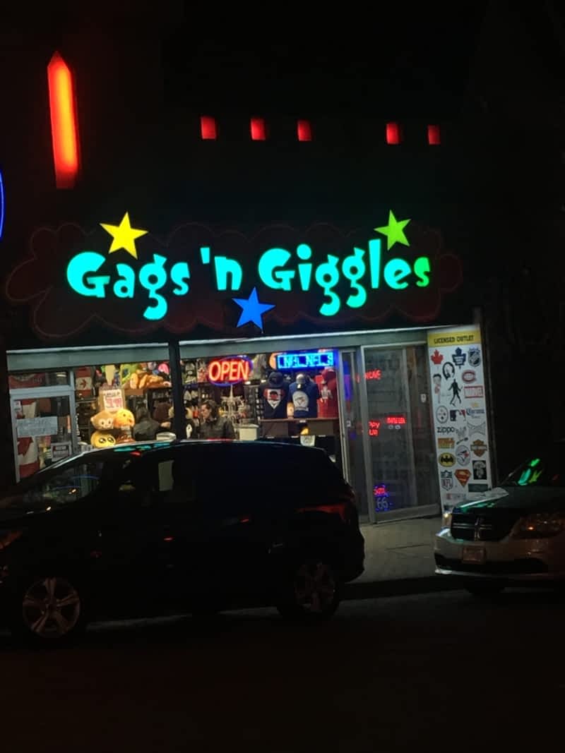 Gags N Giggles - 4933 Clifton Hill, Niagara Falls, ON