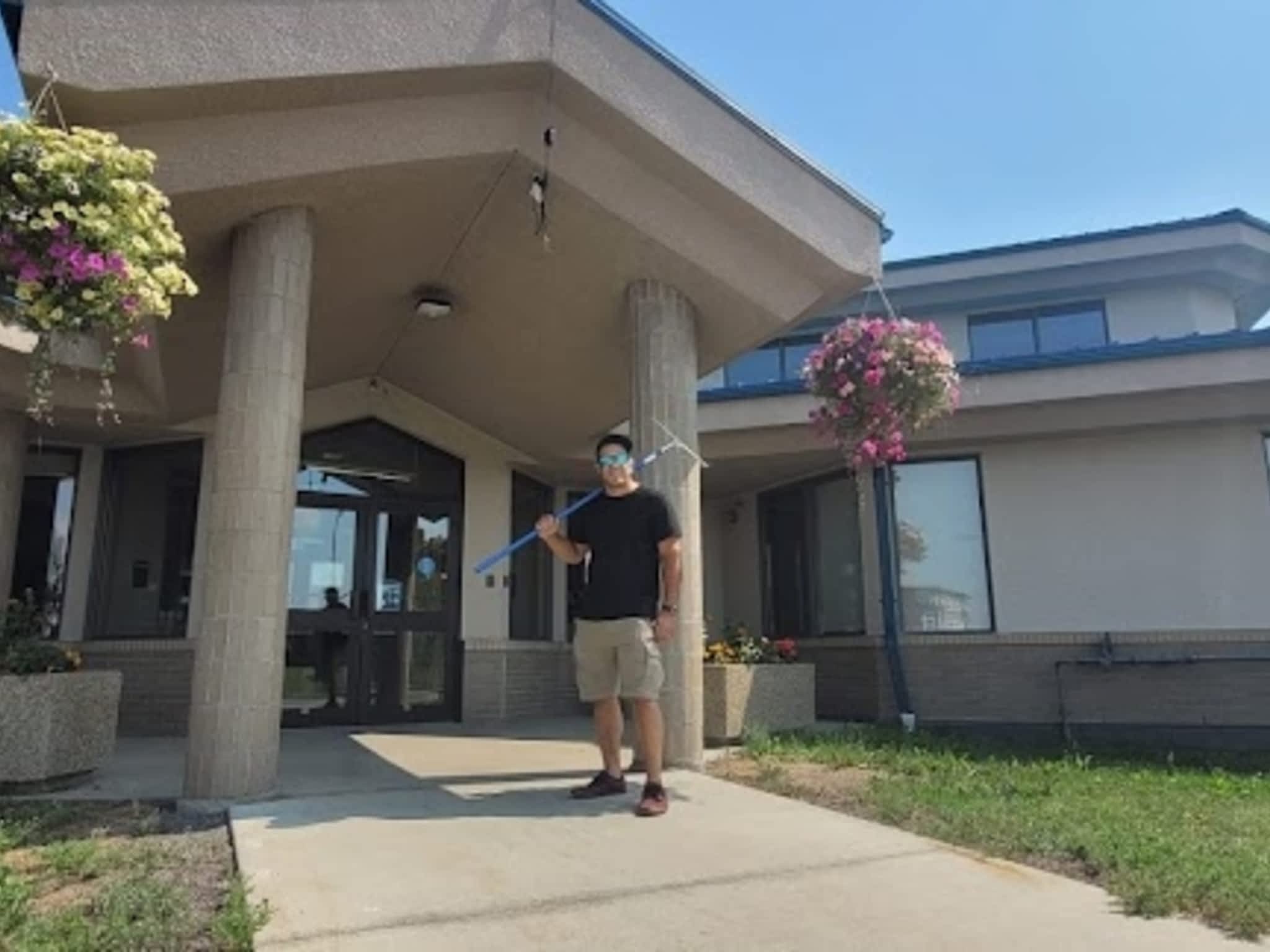 photo Palm's Window Cleaning & Contracting