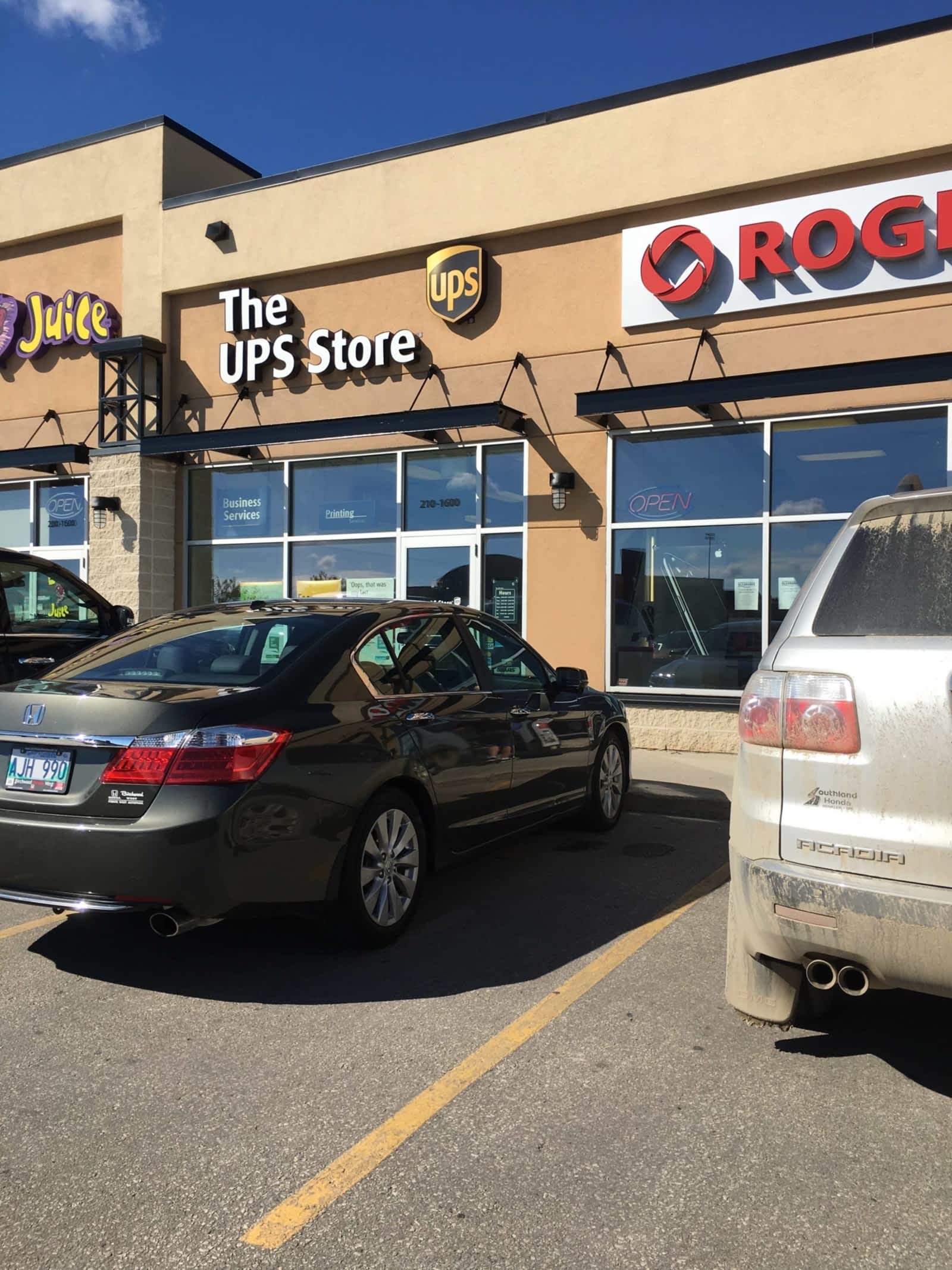 The UPS Store 2101600 Kenaston Blvd, Winnipeg, MB
