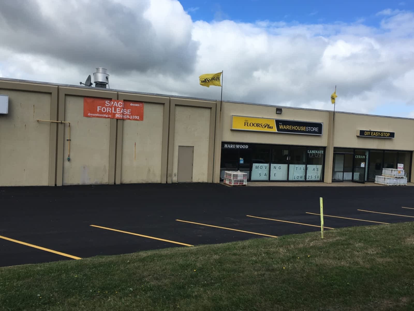 Taylor Flooring Centre - 30 Akerley Blvd, Dartmouth, NS