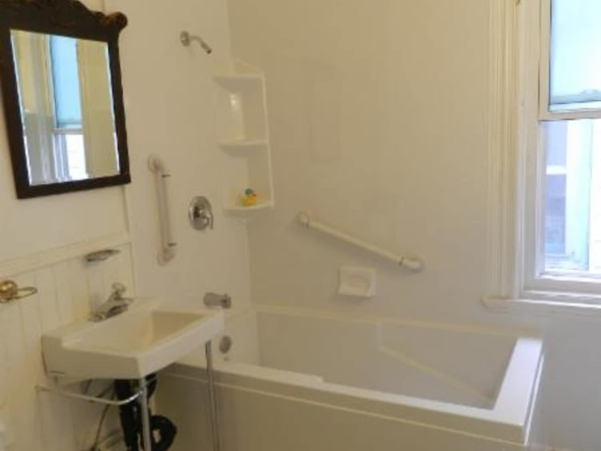 photo Ultimate Bathroom Renovations