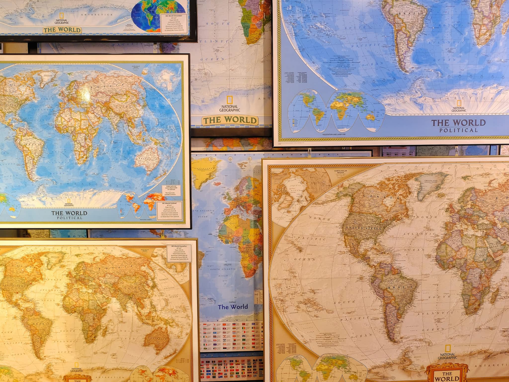 photo World Of Maps & Travel Books