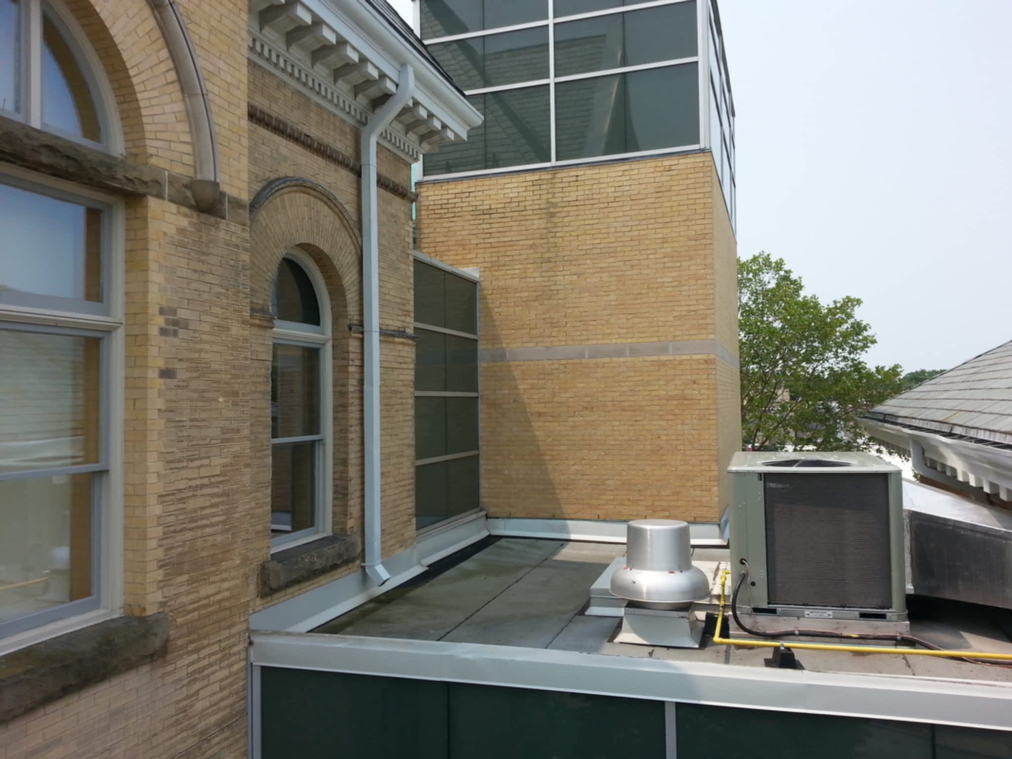 photo Schooner Window Cleaning