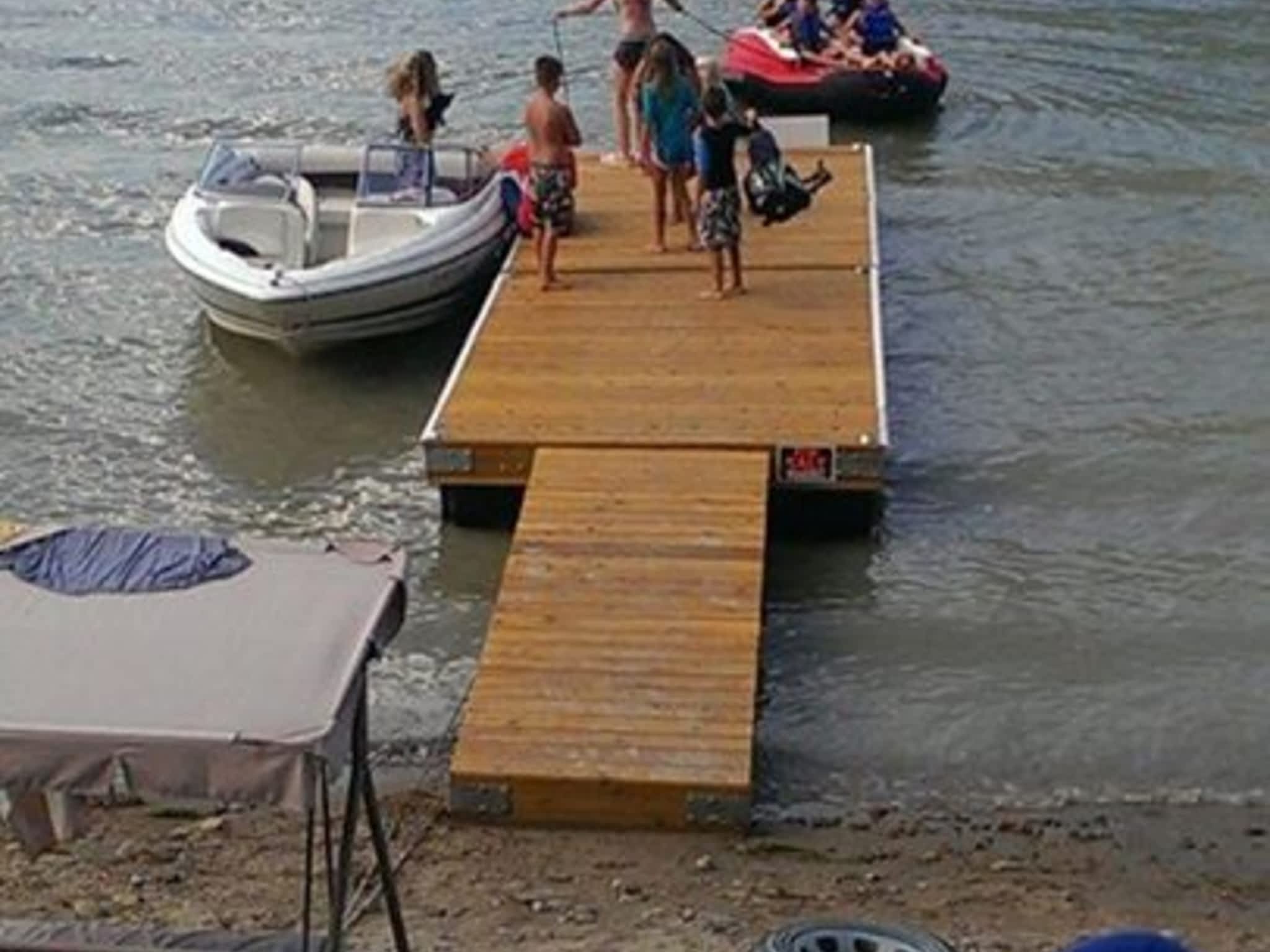 photo Sun N Fun Cedar Docks