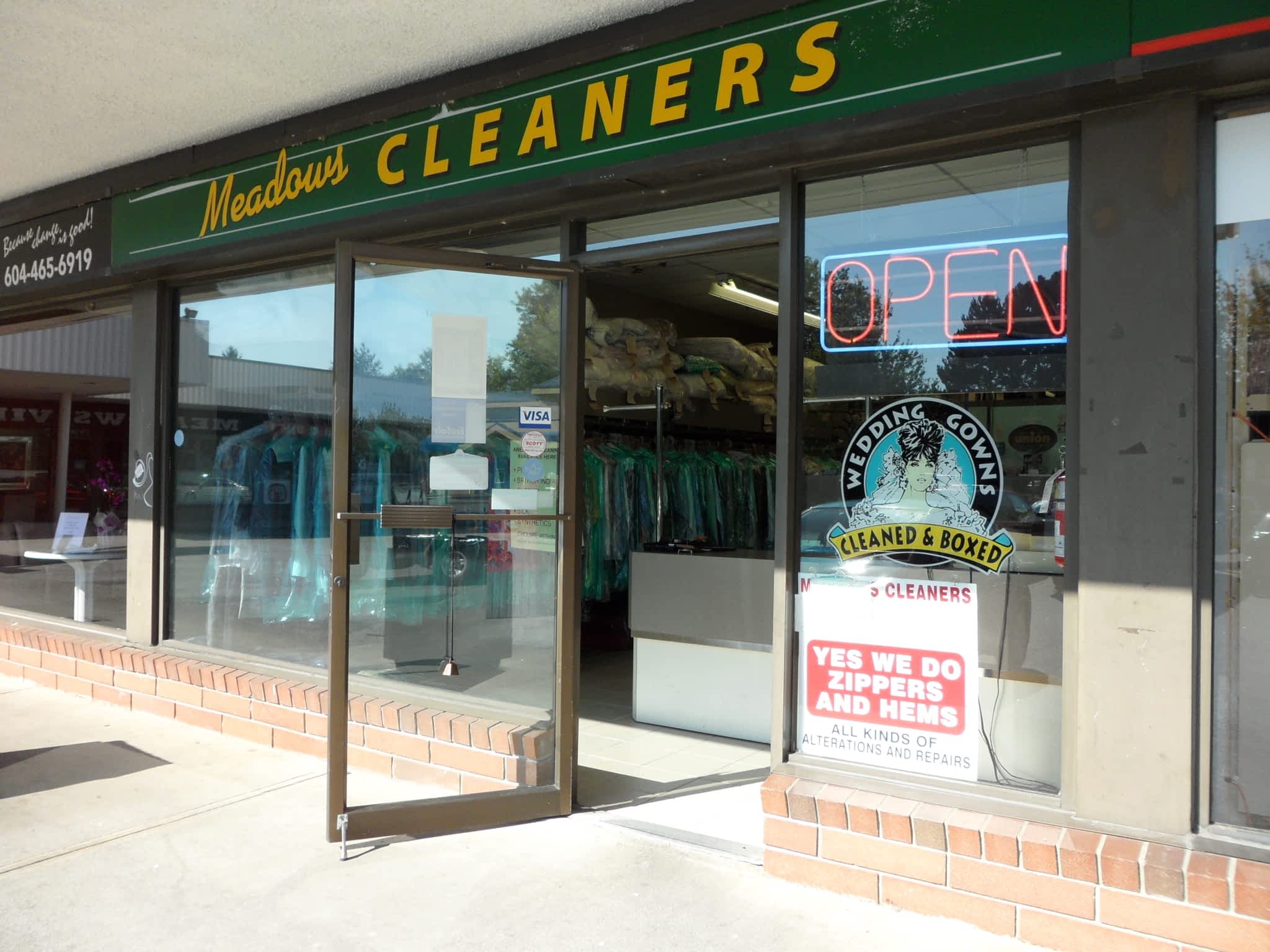 photo Meadows Cleaners