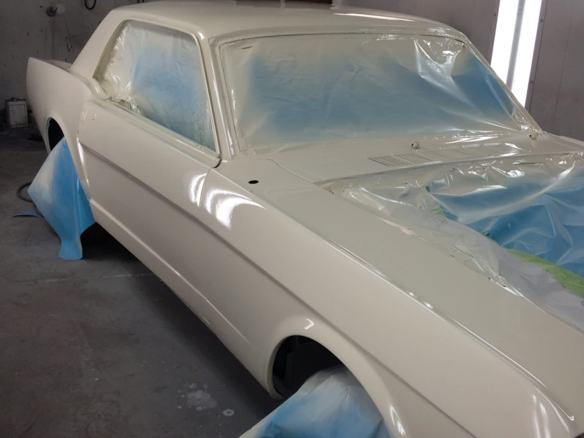 photo Enfield Auto Refinish