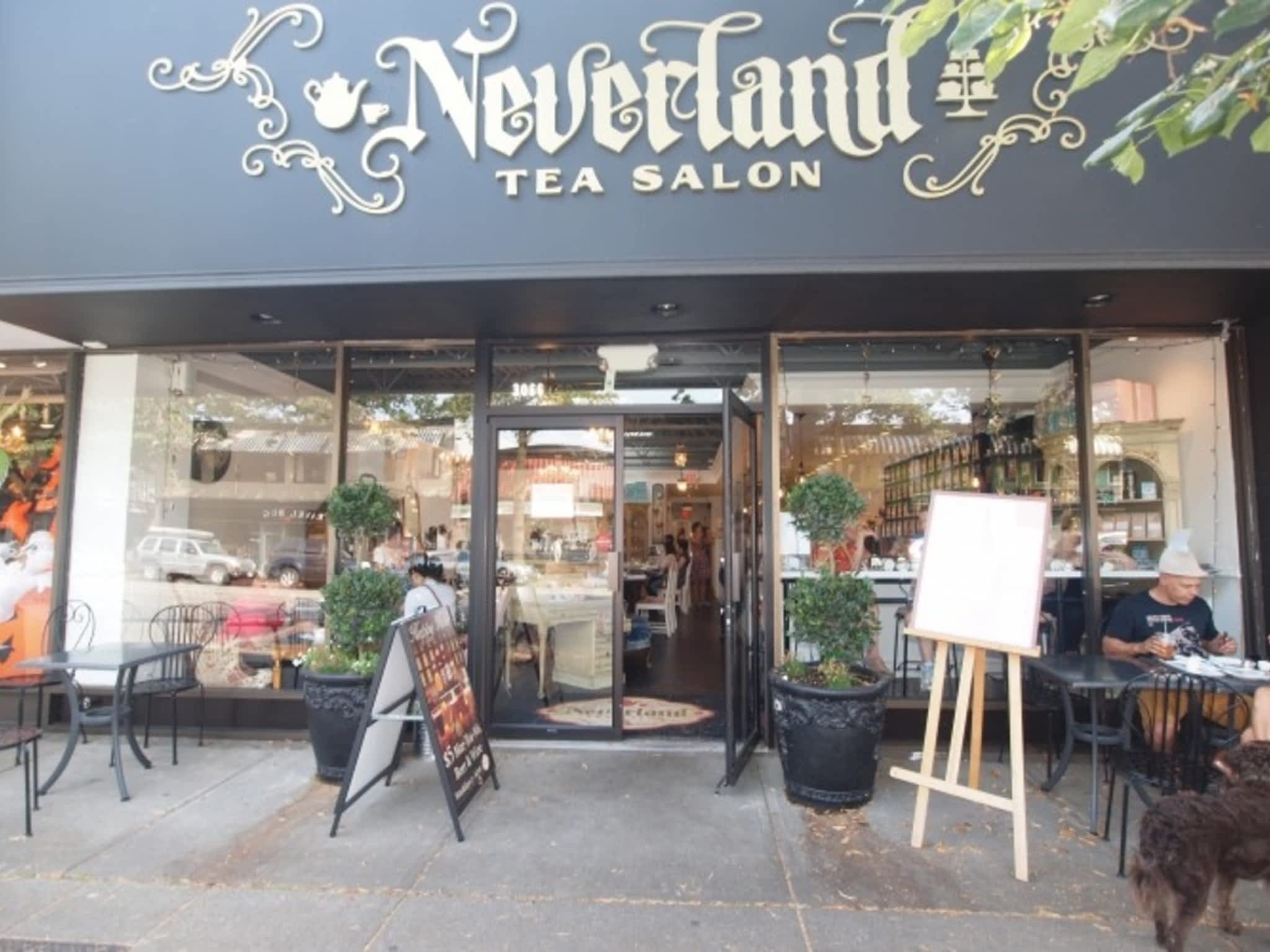 photo Neverland Tea Salon