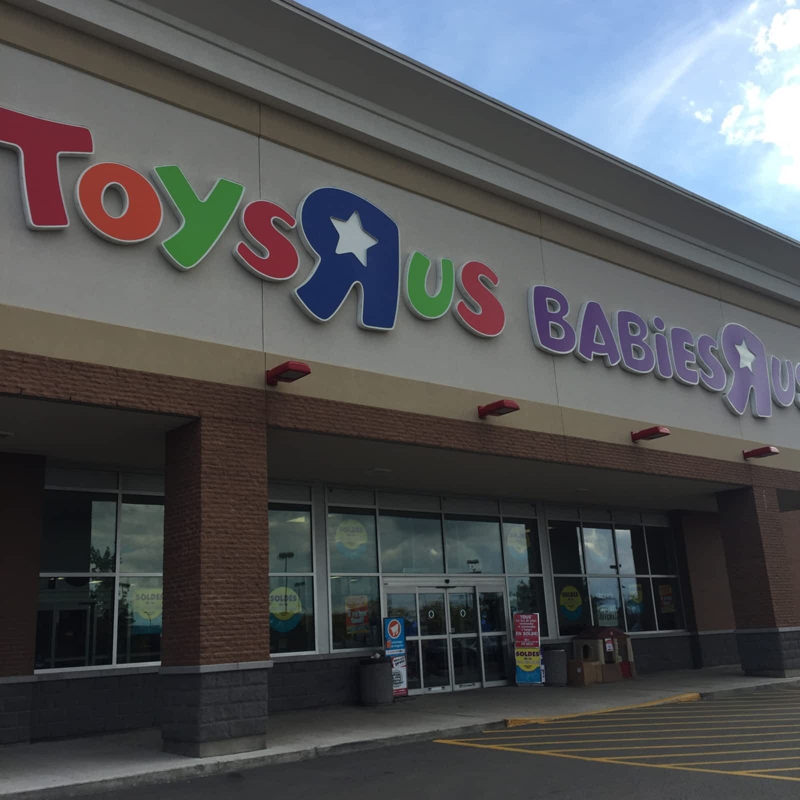 toys r us kanata