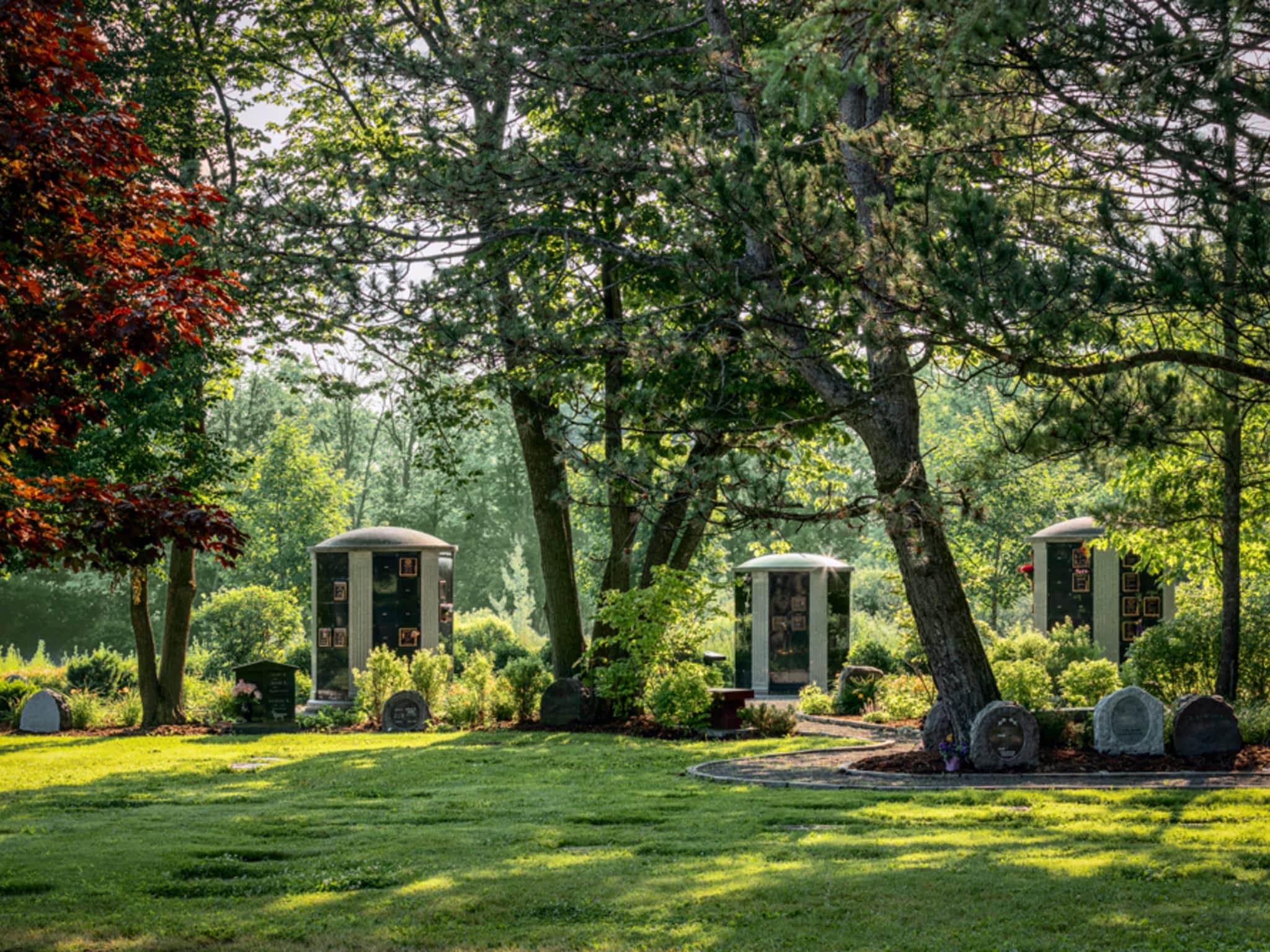 photo Rosemount Memorial Gardens