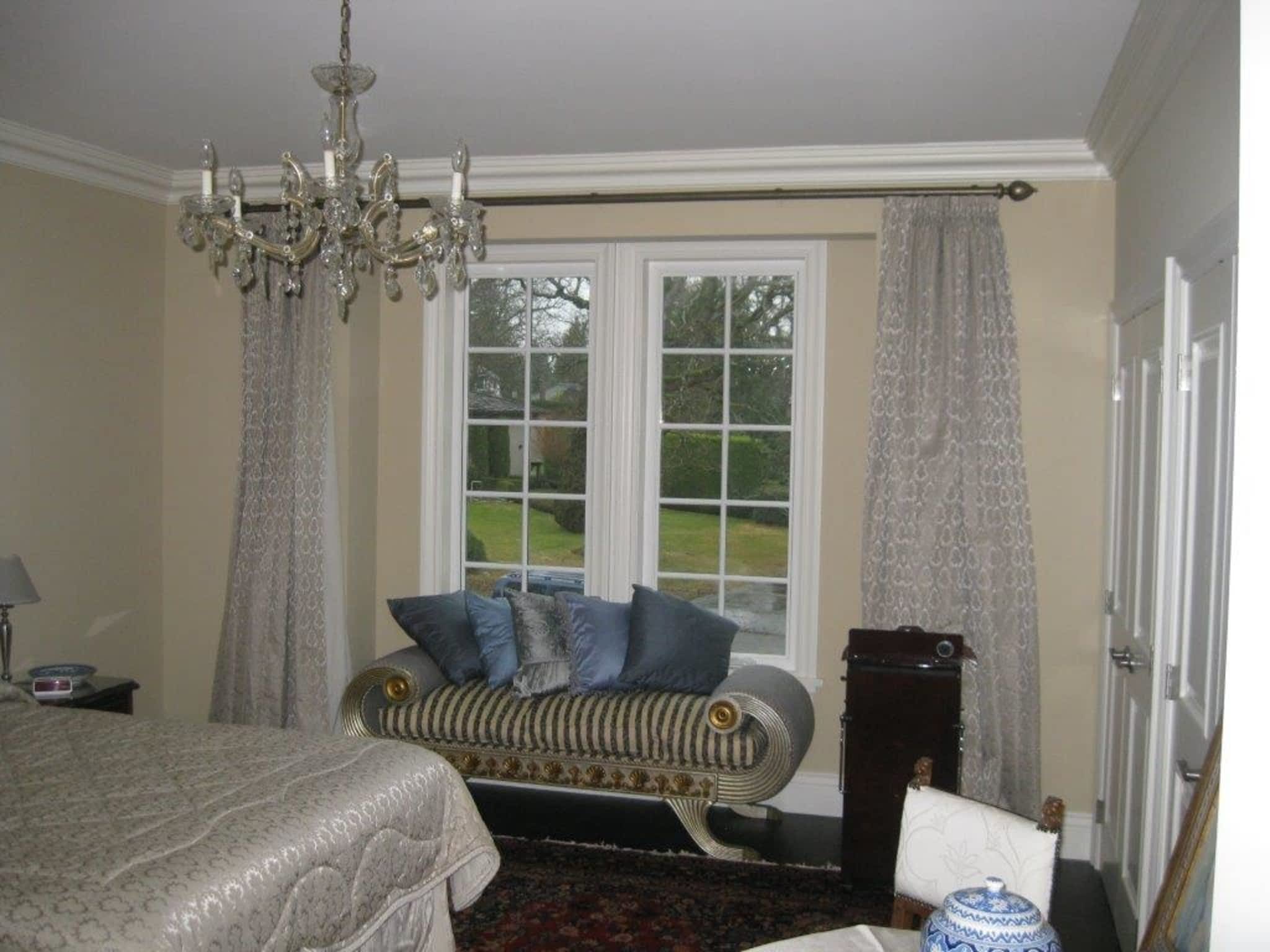 photo Select Blinds & Custom Window Fashions