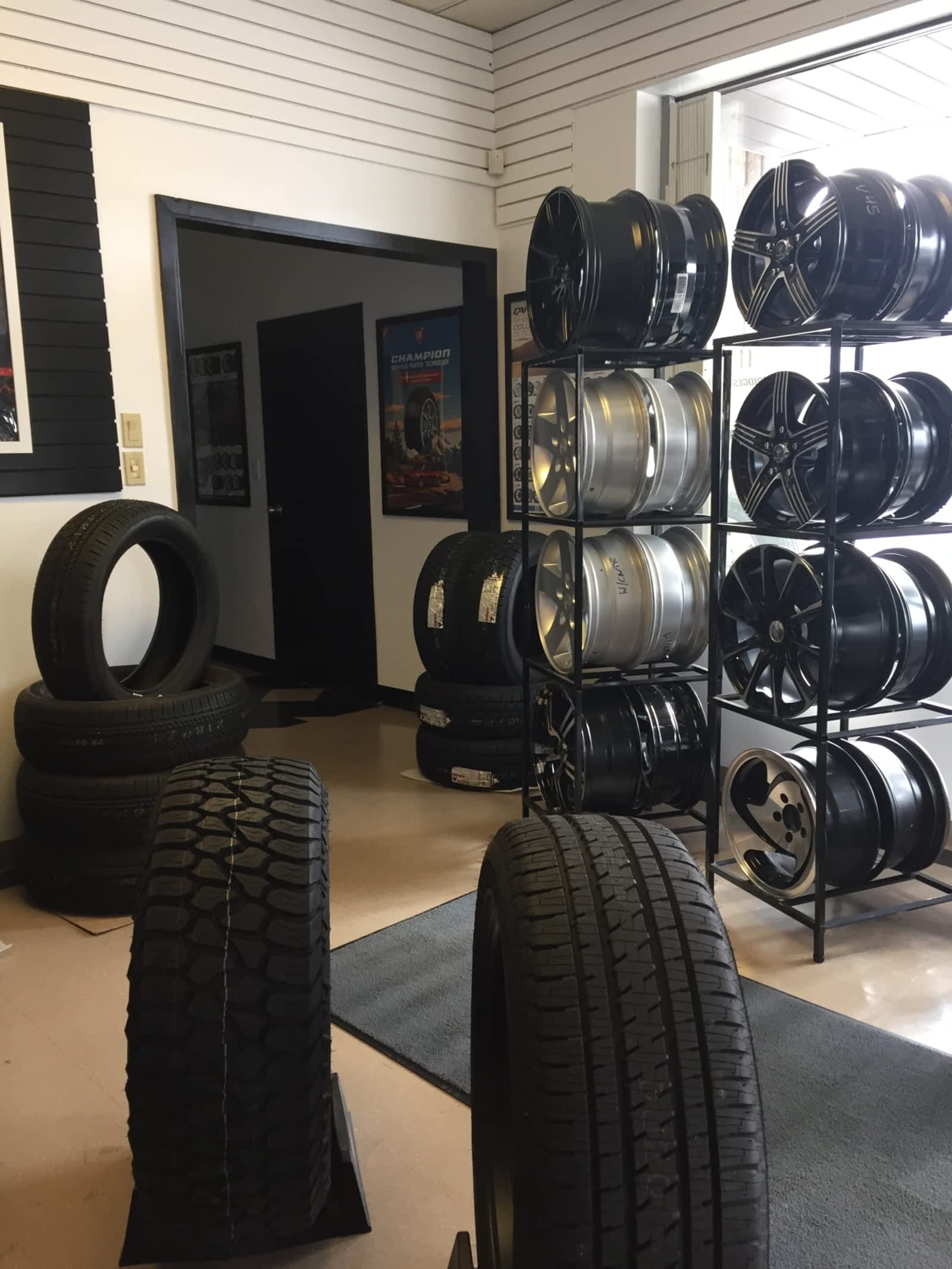 Action Wheel Tire Opening Hours 3178 Walker Rd Windsor On