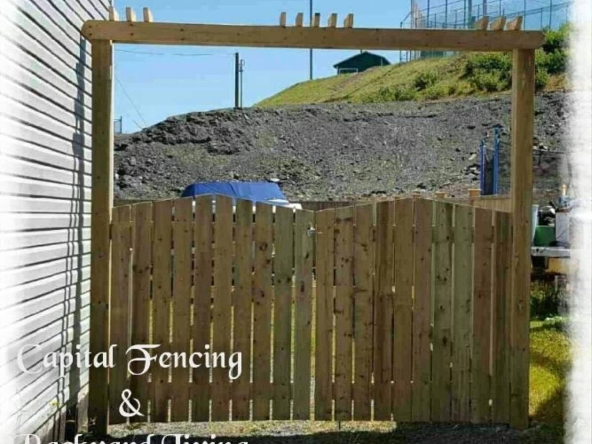 photo Capital Fencing & Backyard Living Inc.