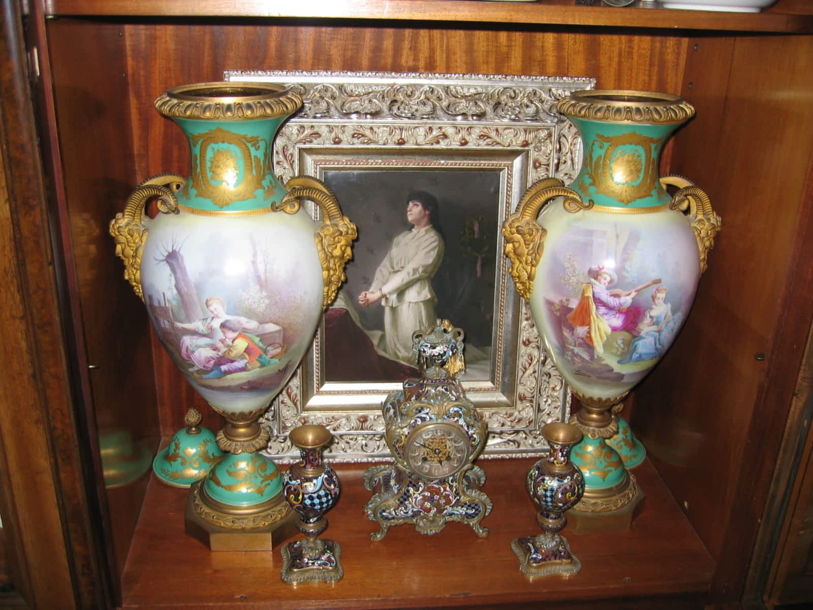 A Treasure Antiques Estate Appraisers Opening Hours 103 Jones Street Oakville On A Treasure Antiques Estate Appraisers Opening Hours 103 Jones Street Oakville On