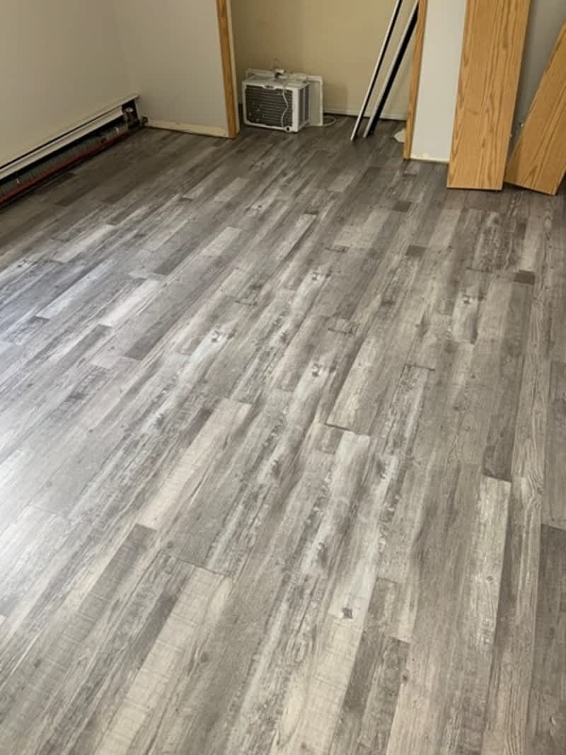 photo TJ Flooring