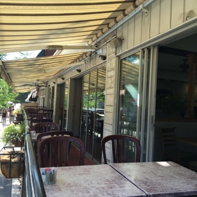 Beacher Cafe - Greek Restaurants