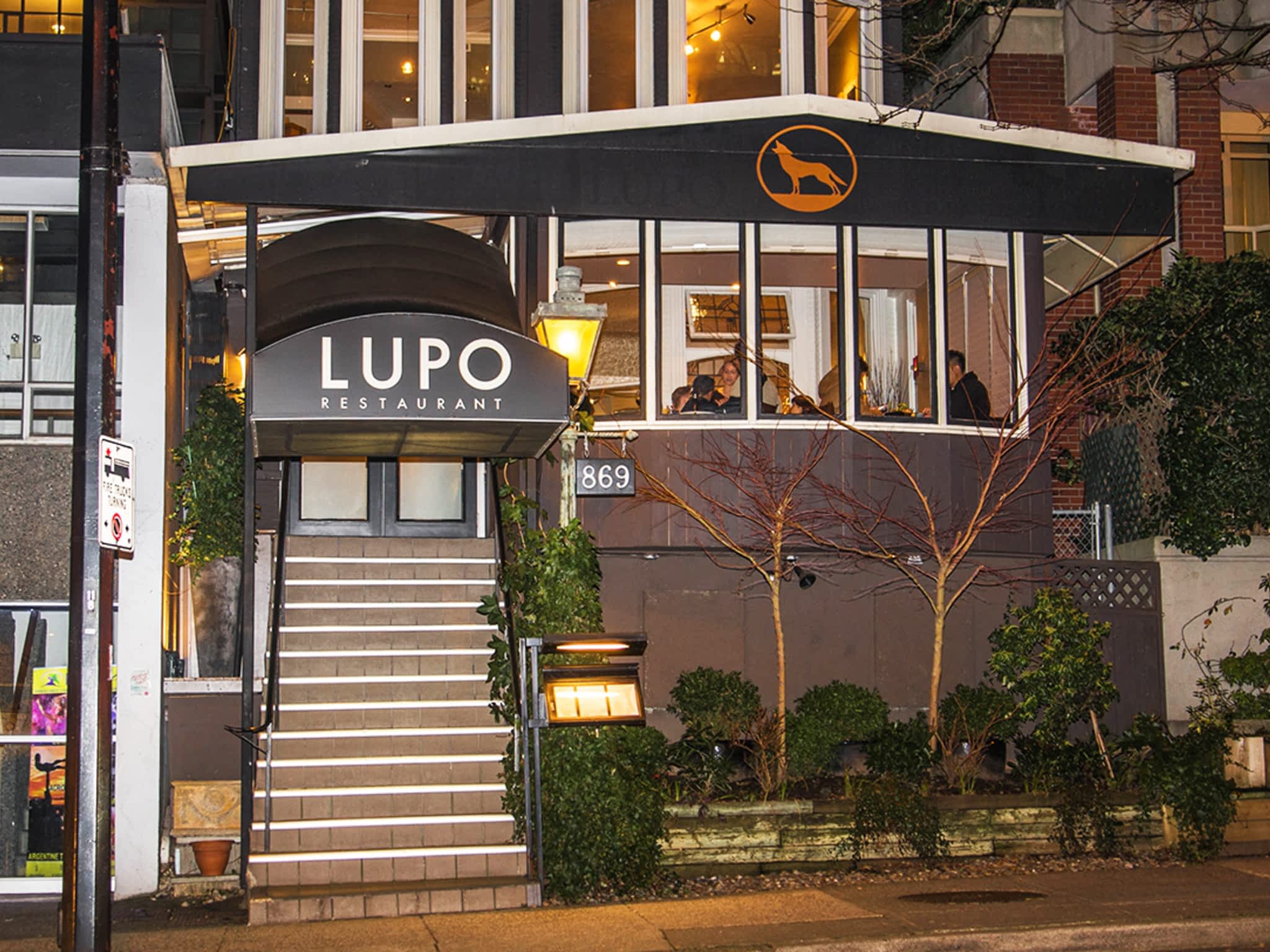 photo Lupo Restaurant & Vinoteca