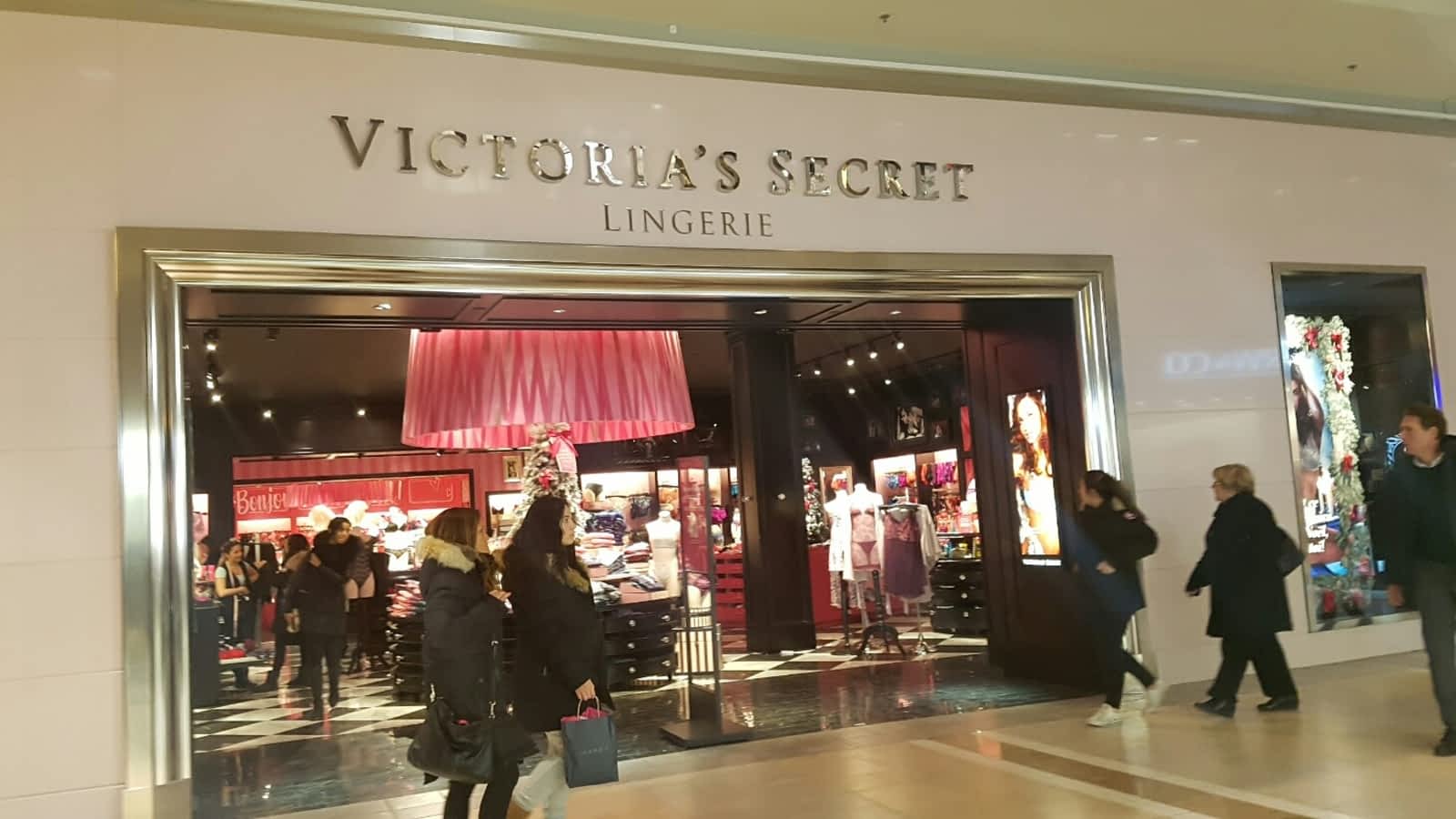 Victoria's Secret 6801 aut Transcanadienne, PointeClaire, QC Victoria's Secret 6801 aut Transcanadienne, PointeClaire, QC