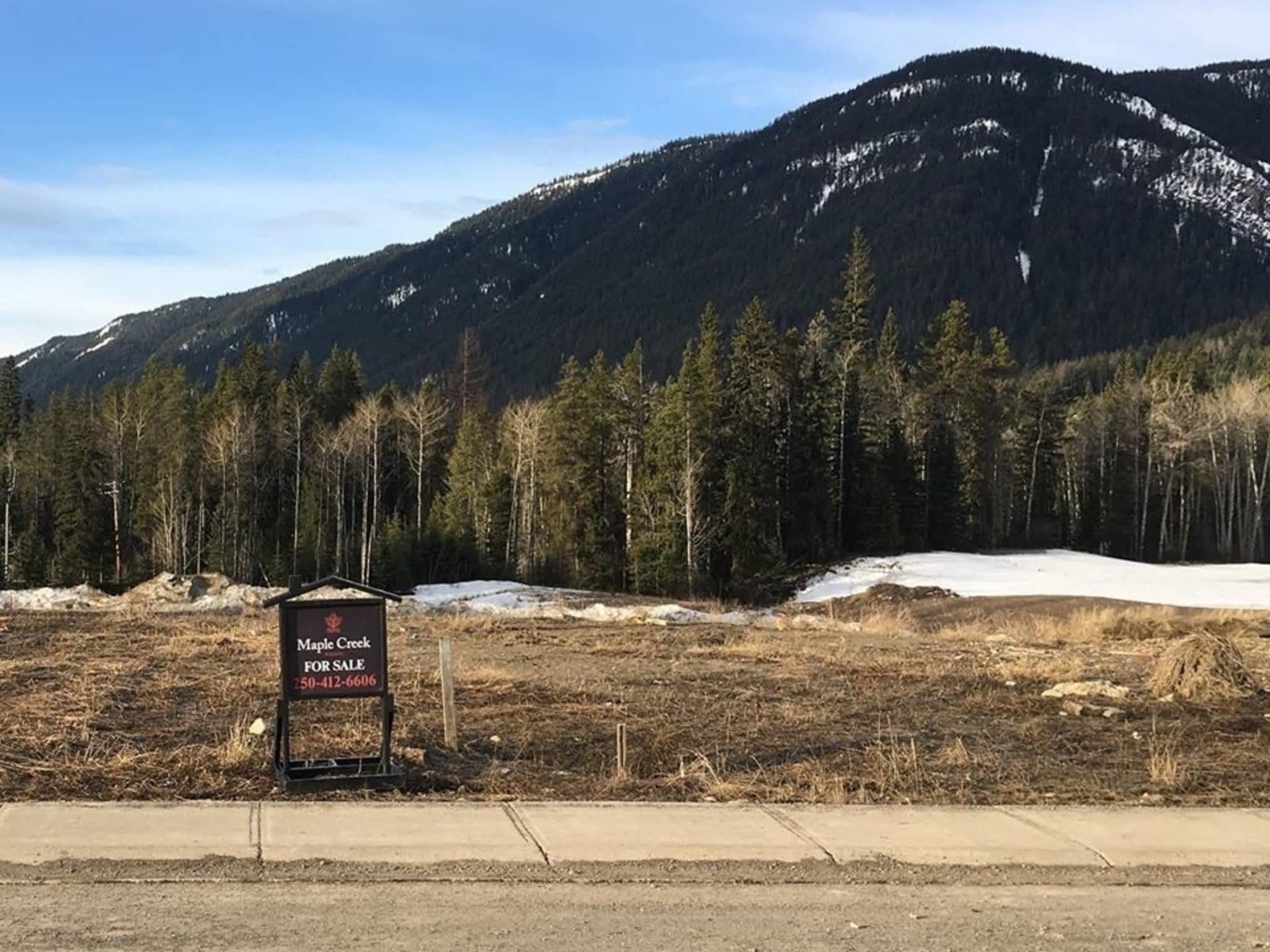 photo Maple Creek Builders