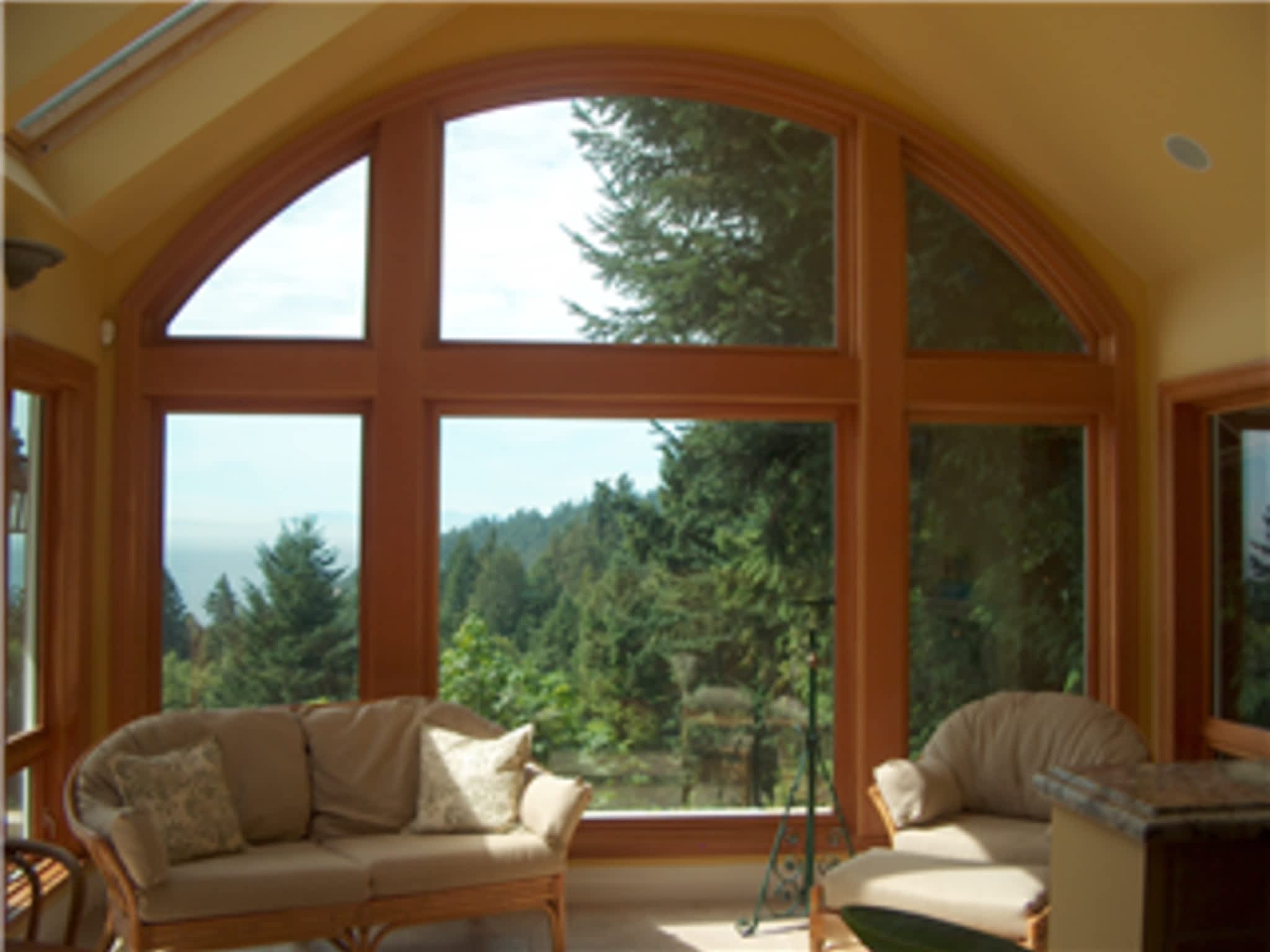 photo North Pacific Window & Glass Ltd