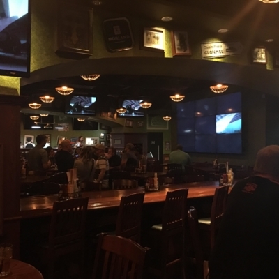 Tilted Kilt Pub & Eatery - Restaurants