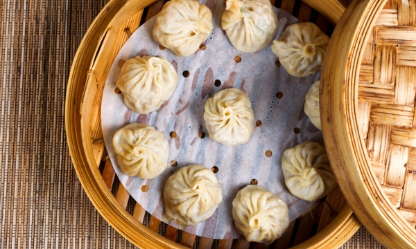 Toronto dumpling restaurants that deliver