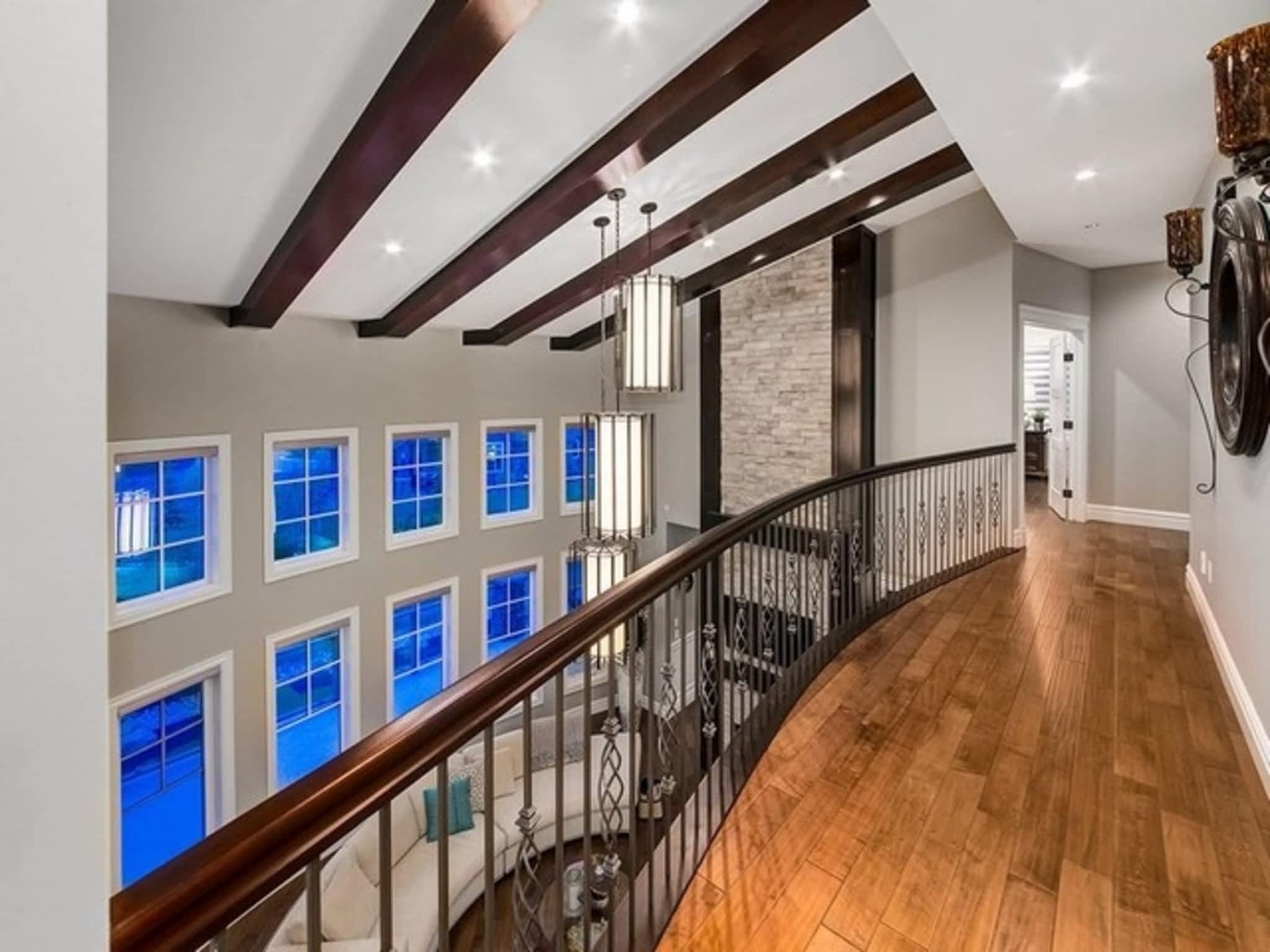 photo Devine Custom Homes