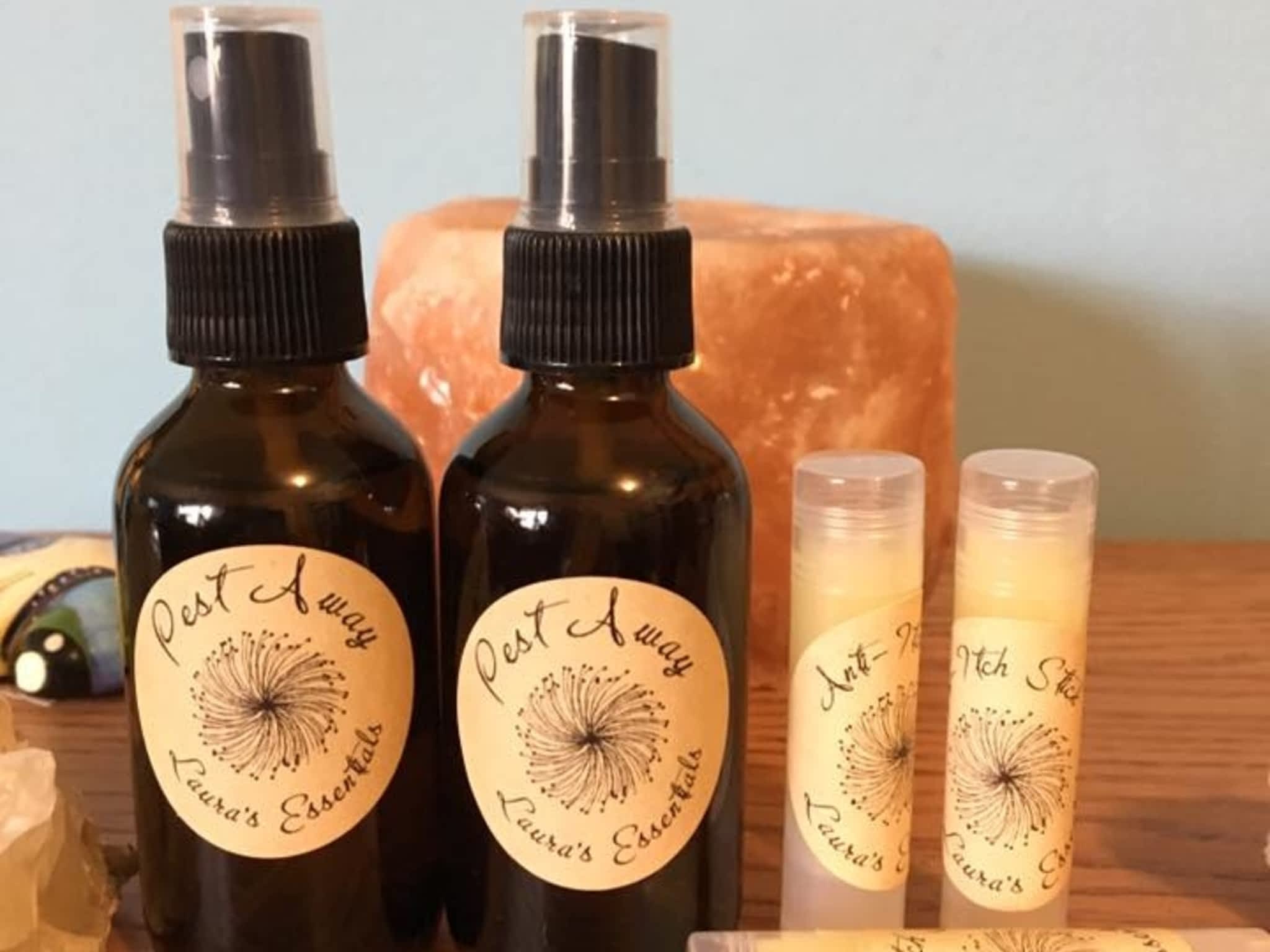 photo Laura's Essentials