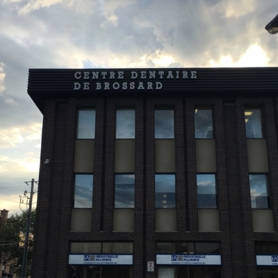 Centre Dentaire de Brossard - Dentists
