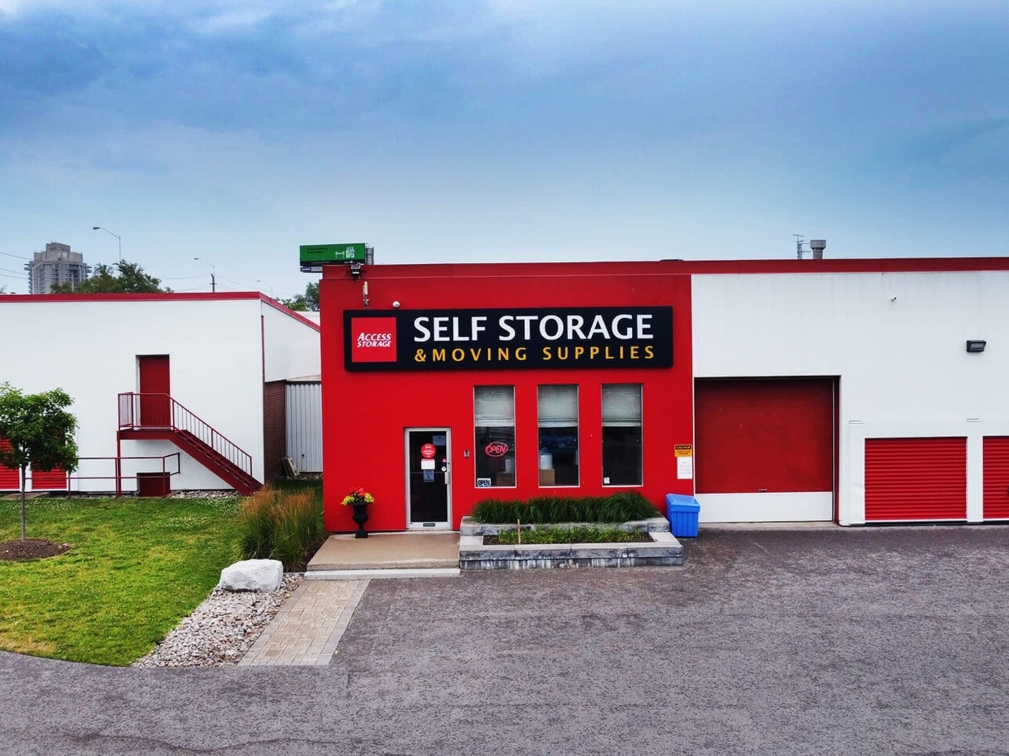 photo Access Storage - York Mills