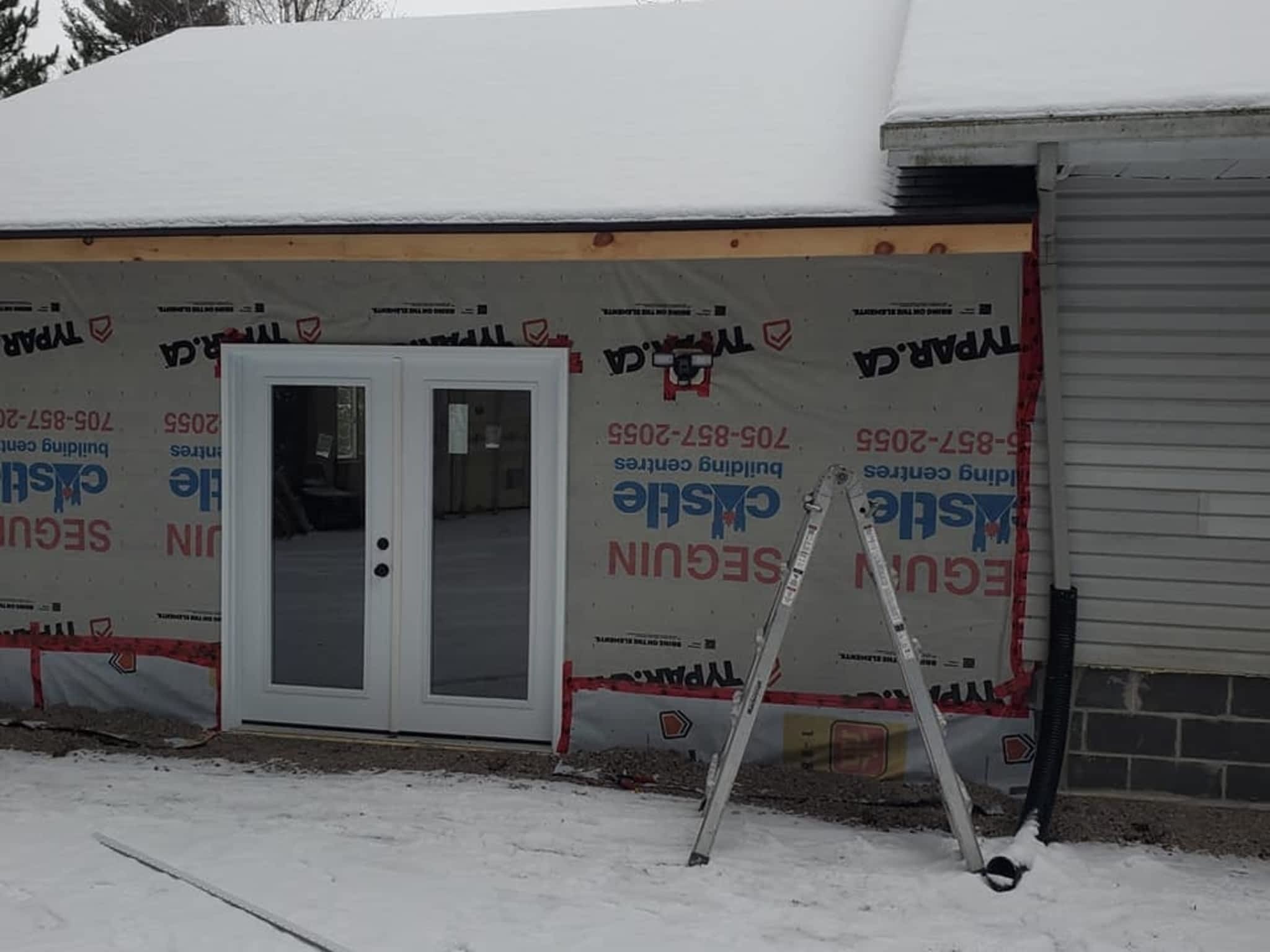 photo Gray Wolves Contracting