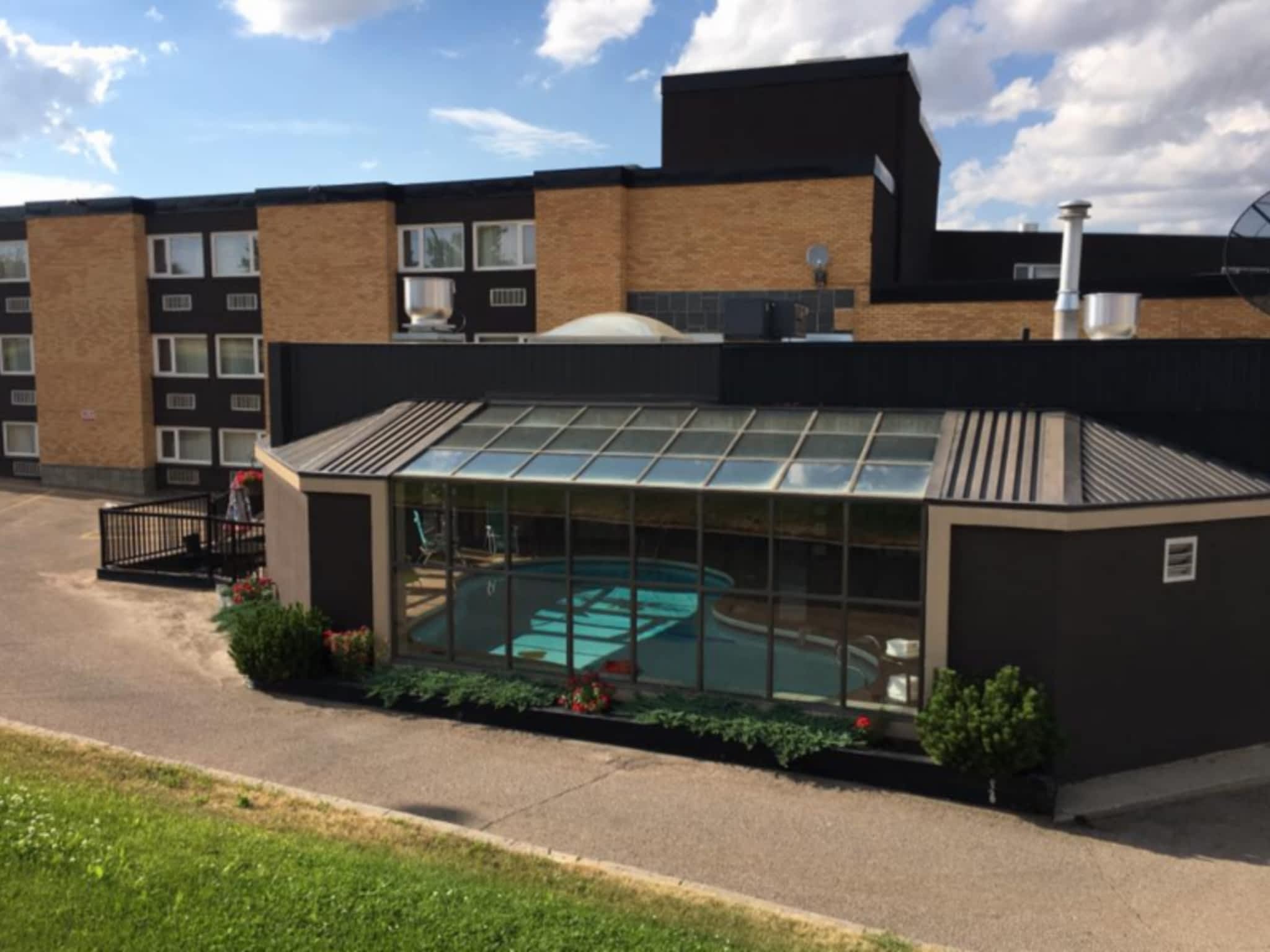 photo Krystal Klear Window Cleaning