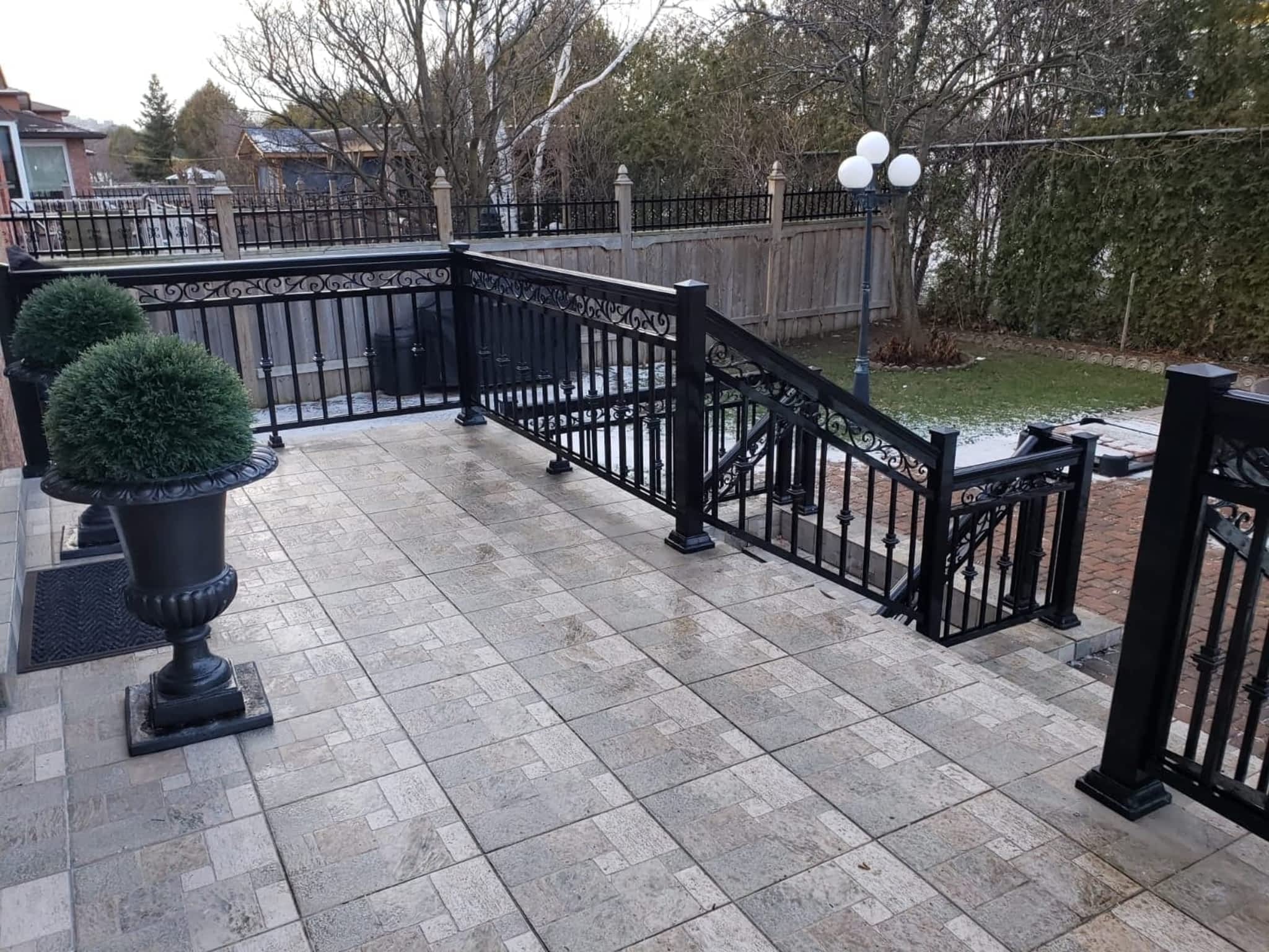 photo TG Aluminum Railings Inc