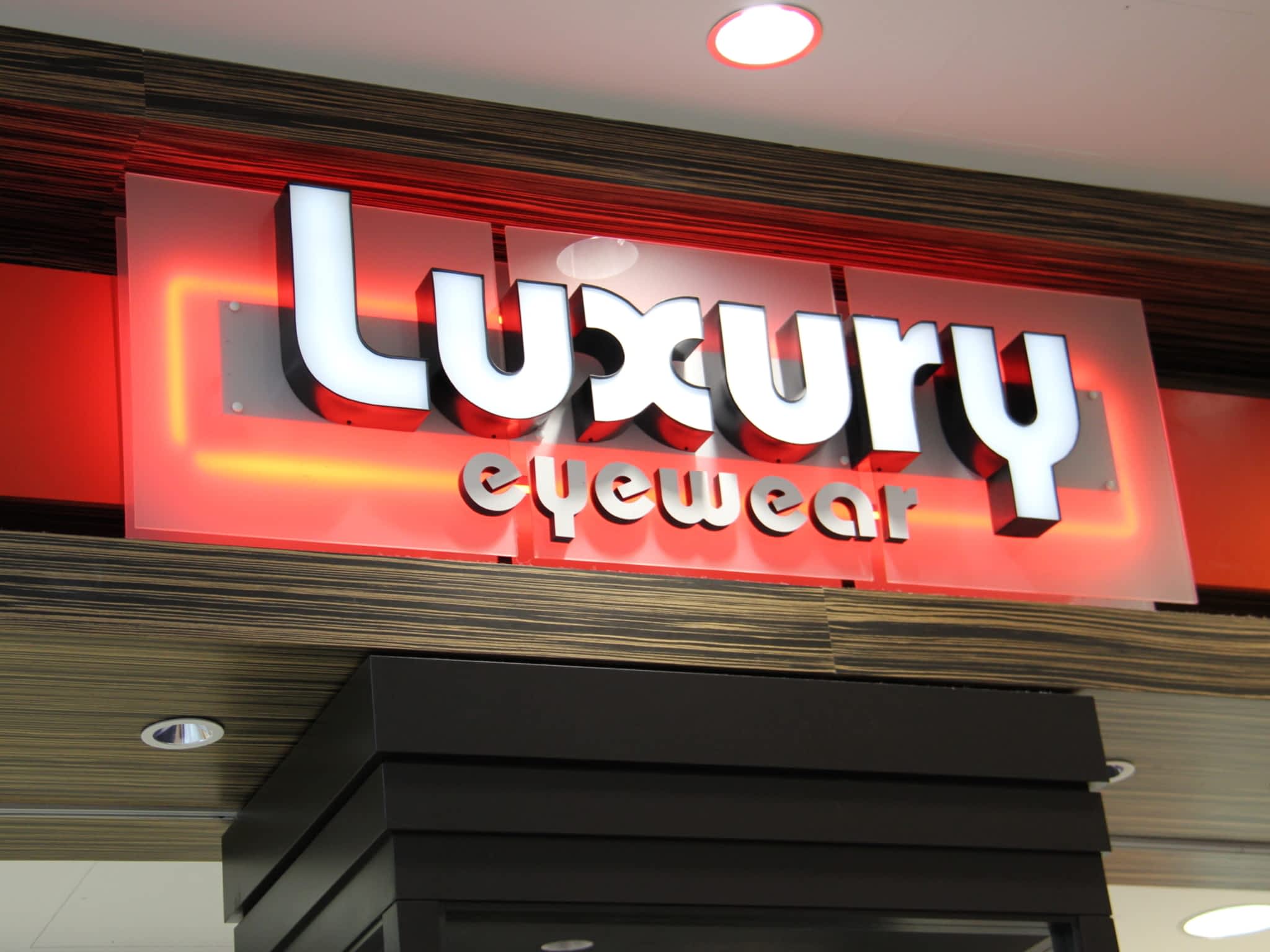 photo Luxury Eyewear - Burnaby - Metrotown
