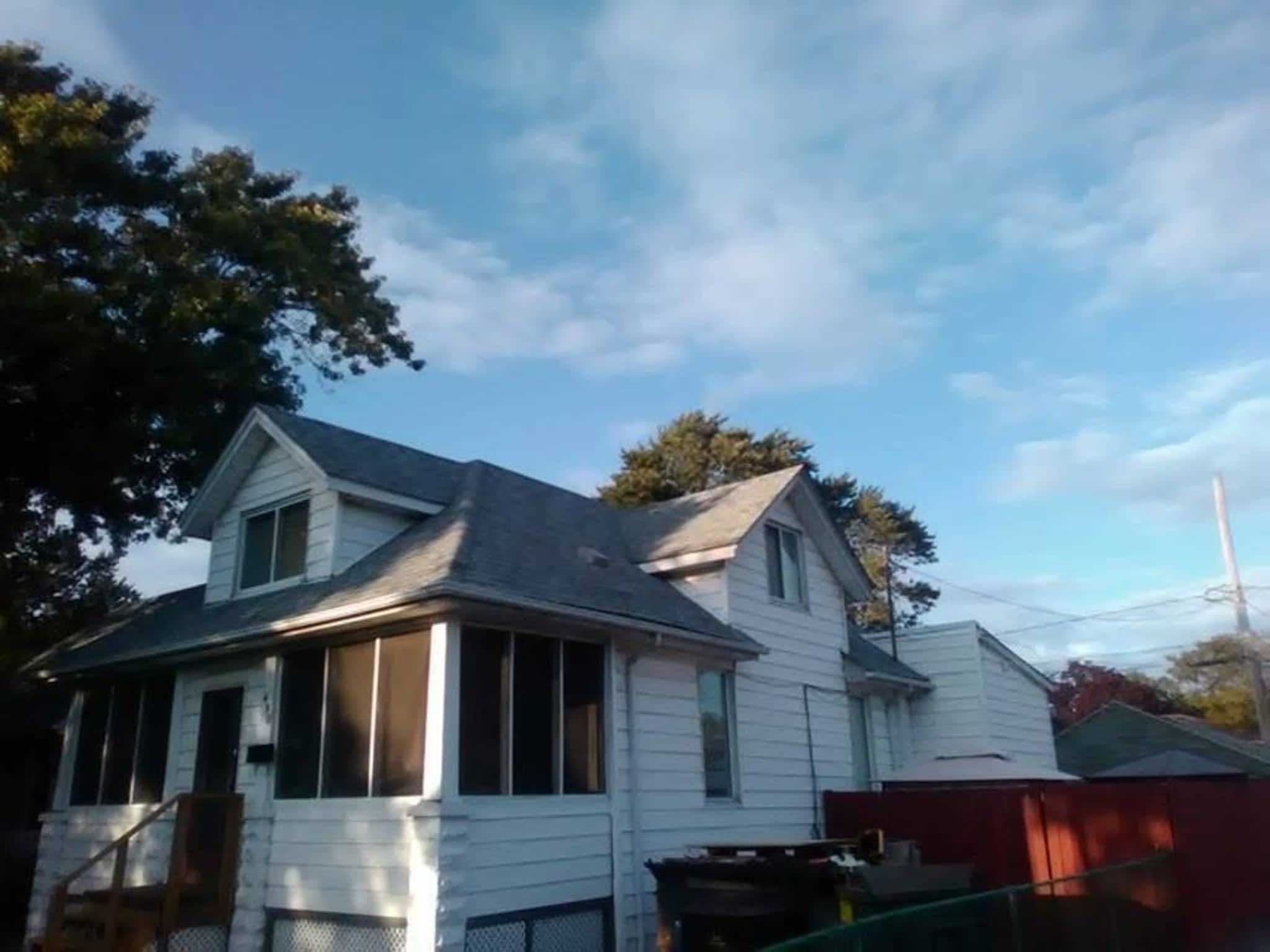 photo Moody Roofing & Construction