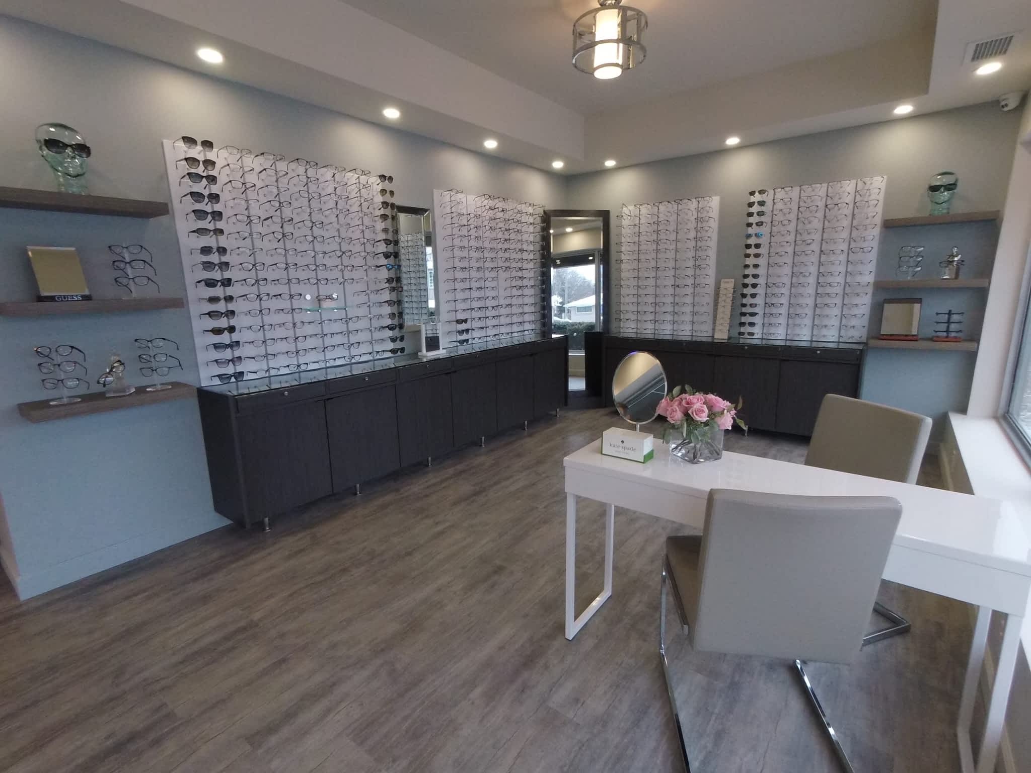 photo Guthrie Optometry