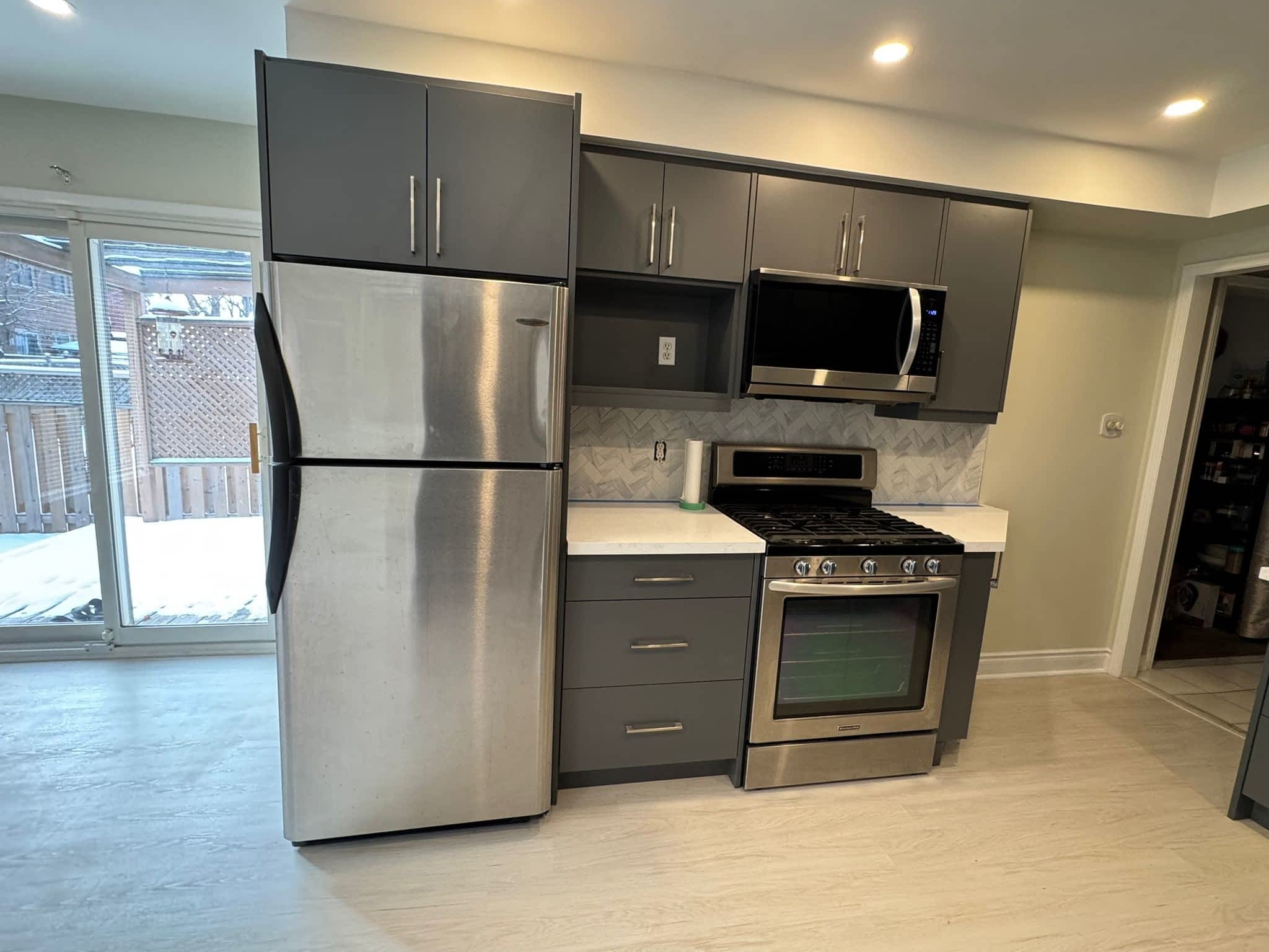 photo Henry & Son Electric Inc