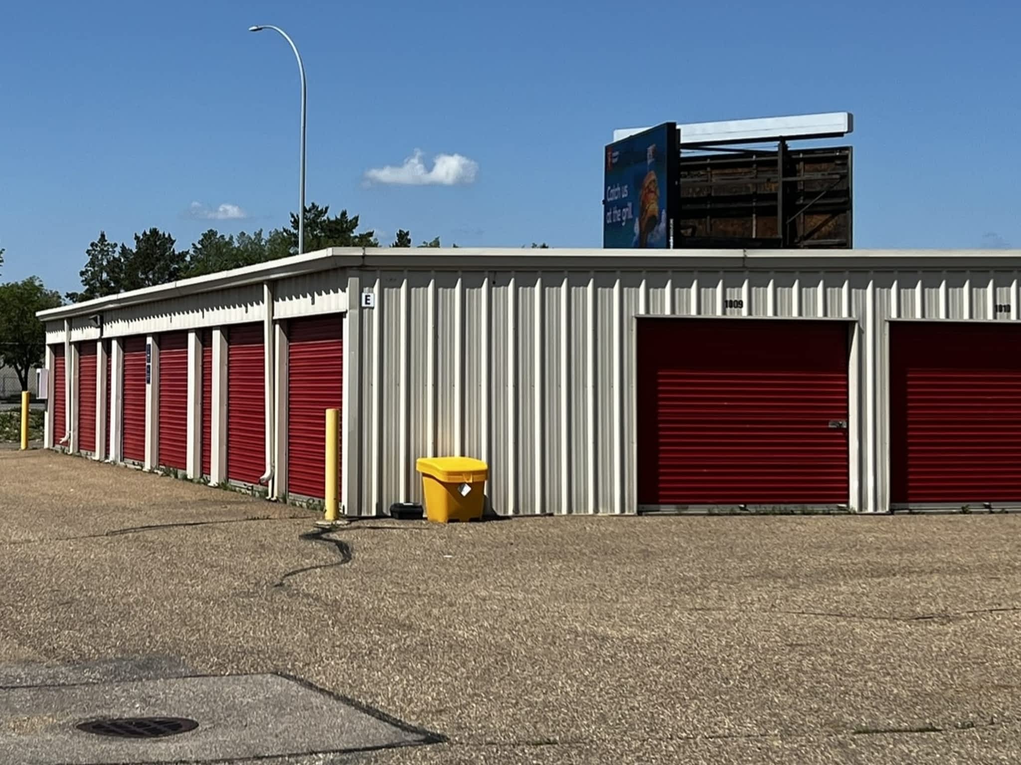 photo SmartStop Self Storage