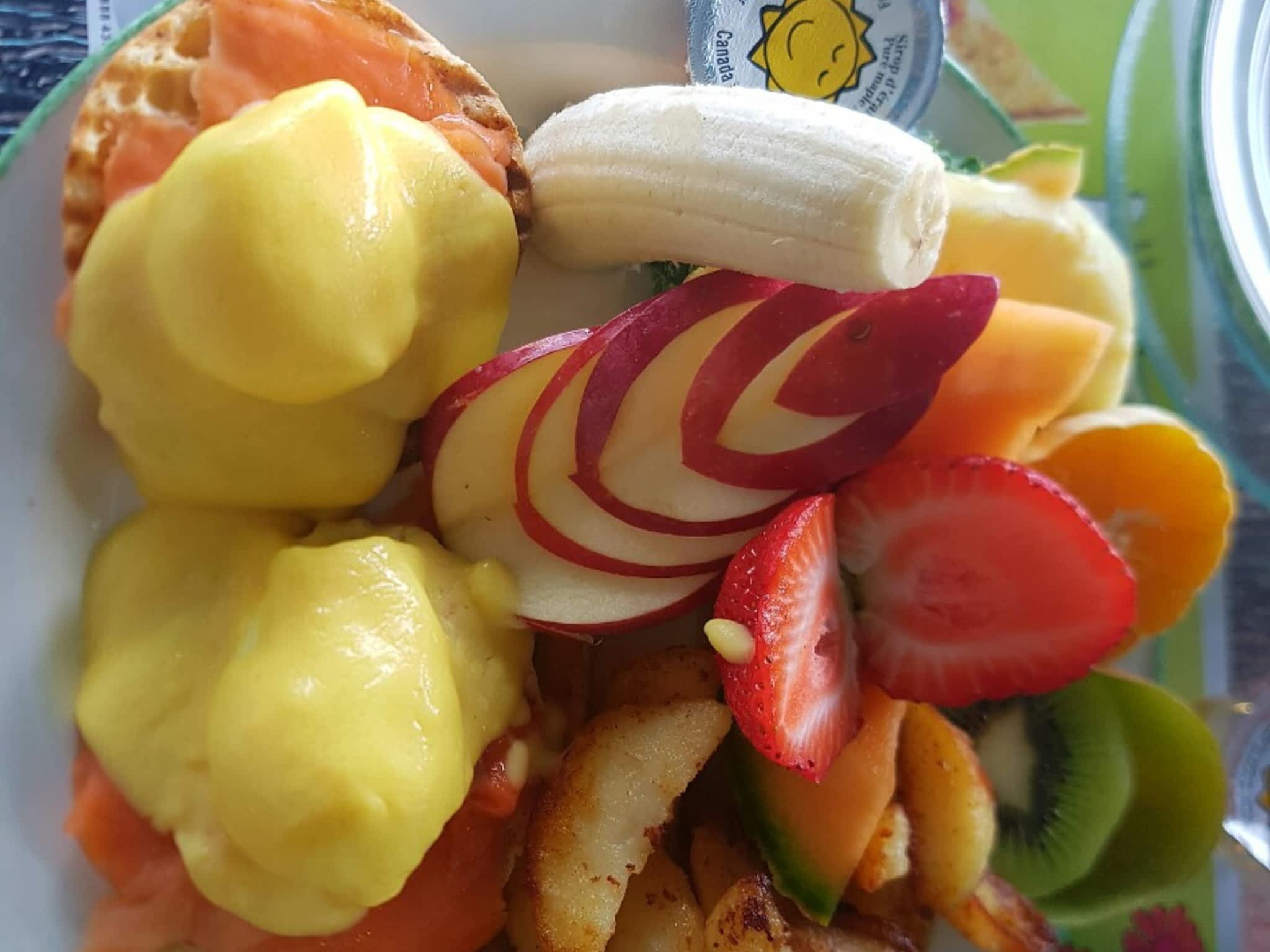 photo Cora Breakfast & Lunch