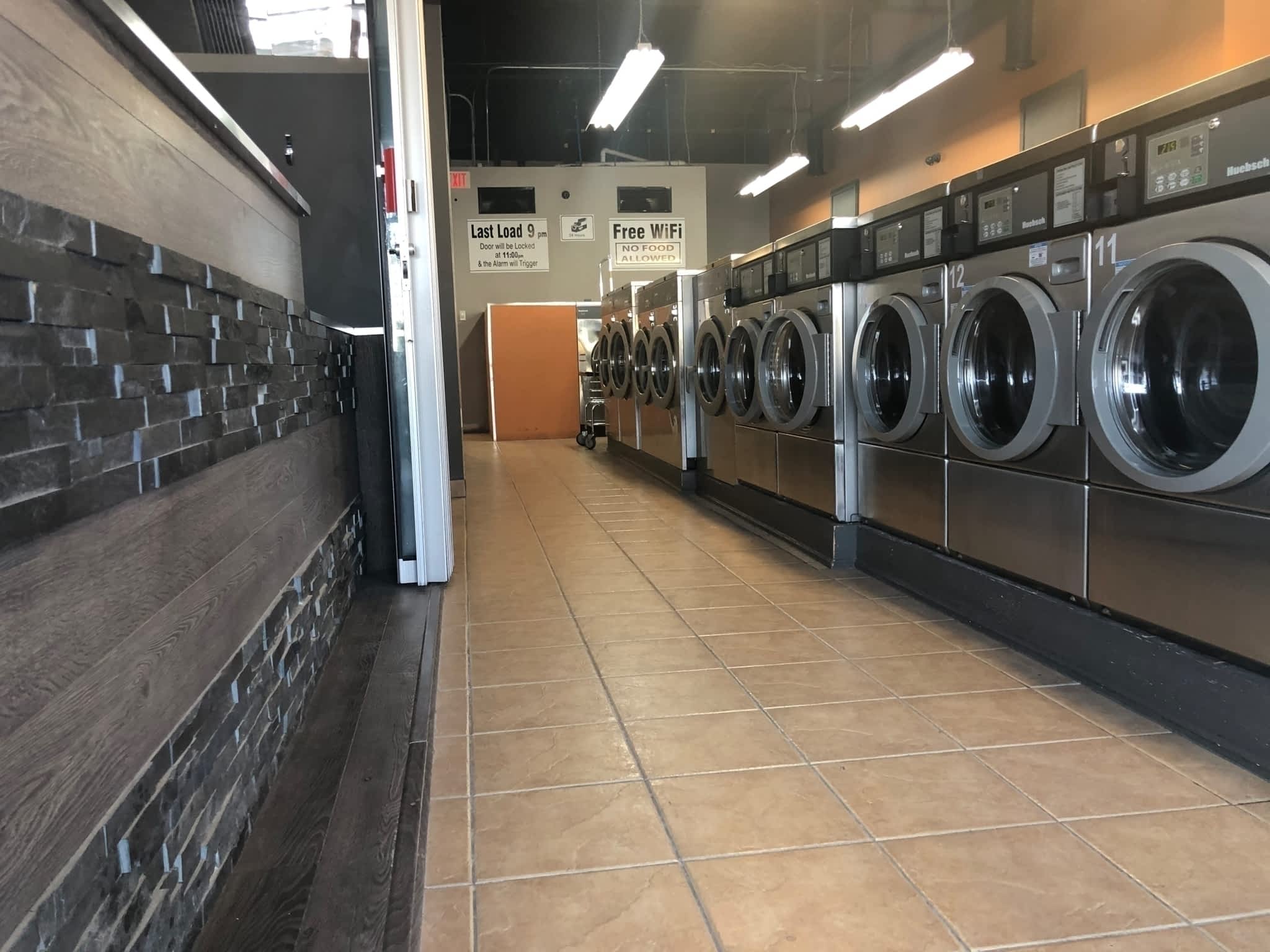 photo Scrubs Laundry