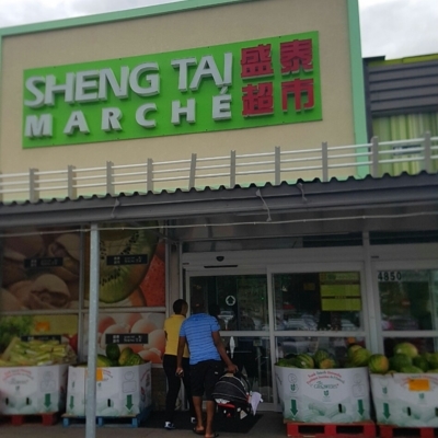 Marché Sheng Tai - Farmers Markets