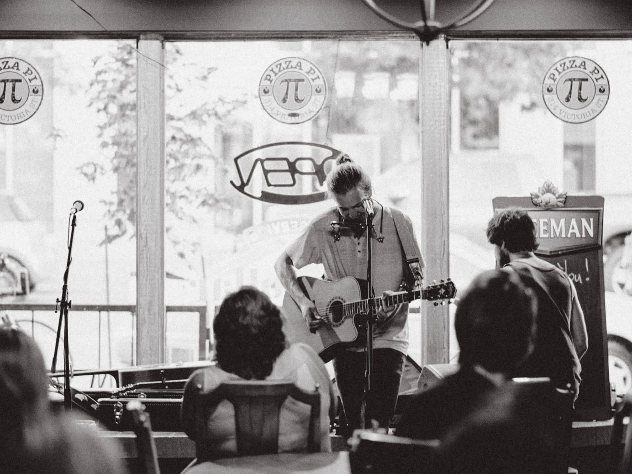 photo Pizza Pi Kamloops