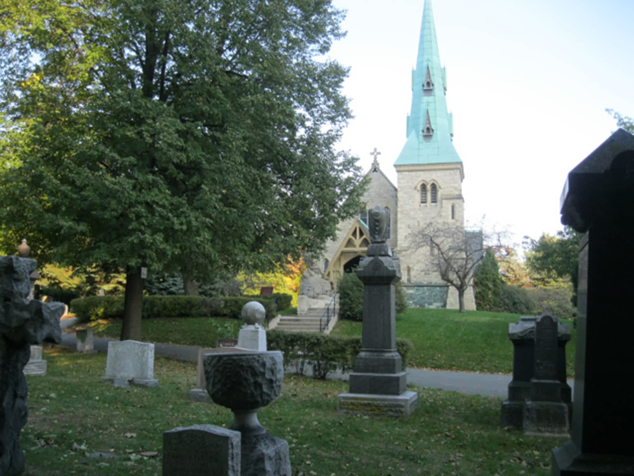 photo St James' Cemetery & Crematorium