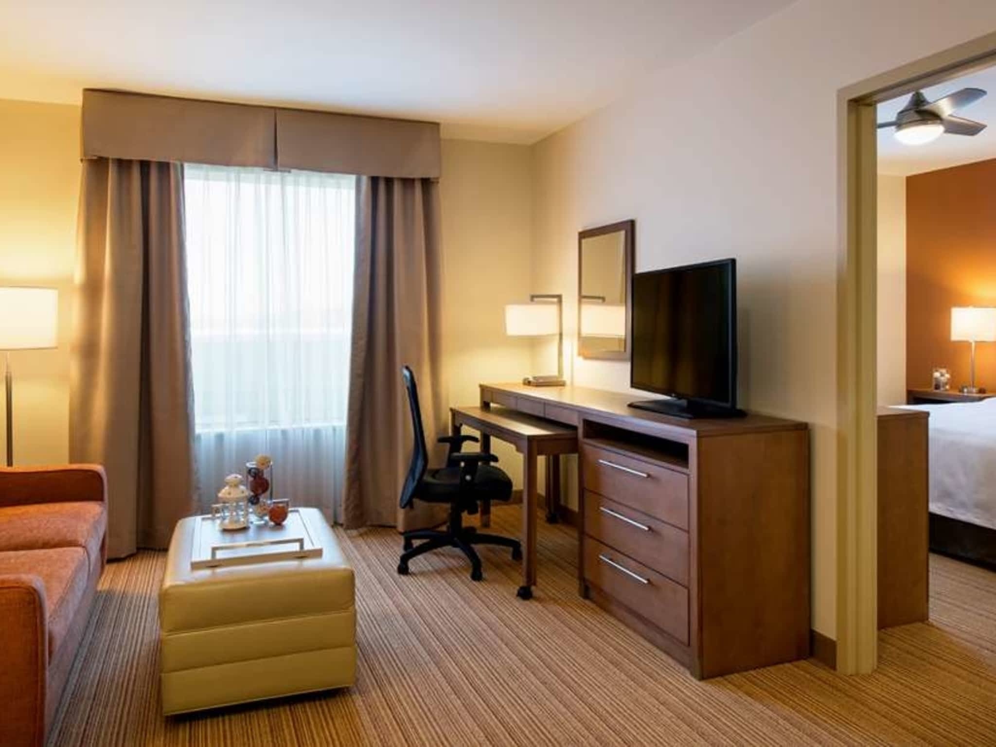 photo Homewood Suites by Hilton Winnipeg Airport-Polo Park