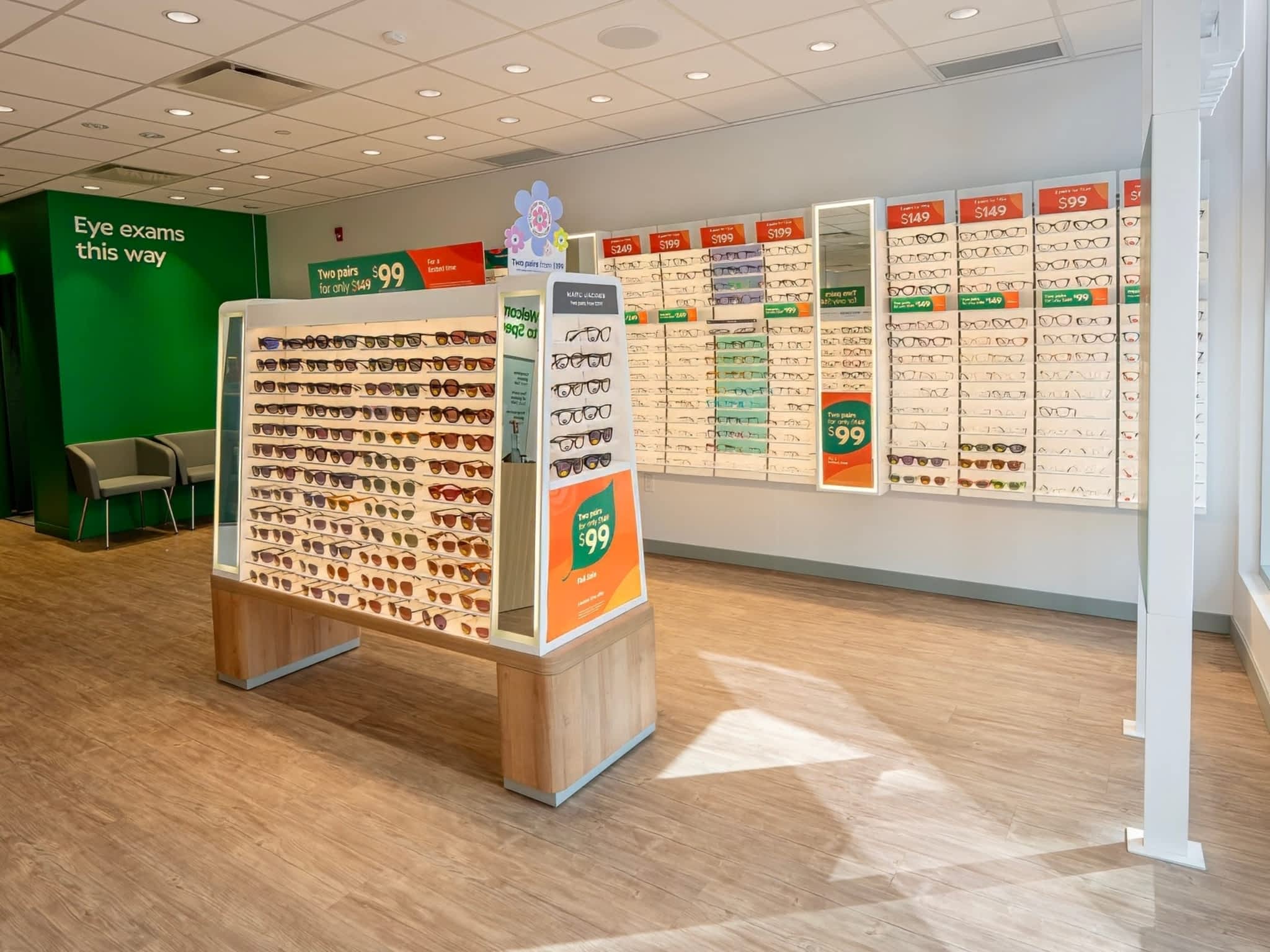 photo Specsavers Sidney