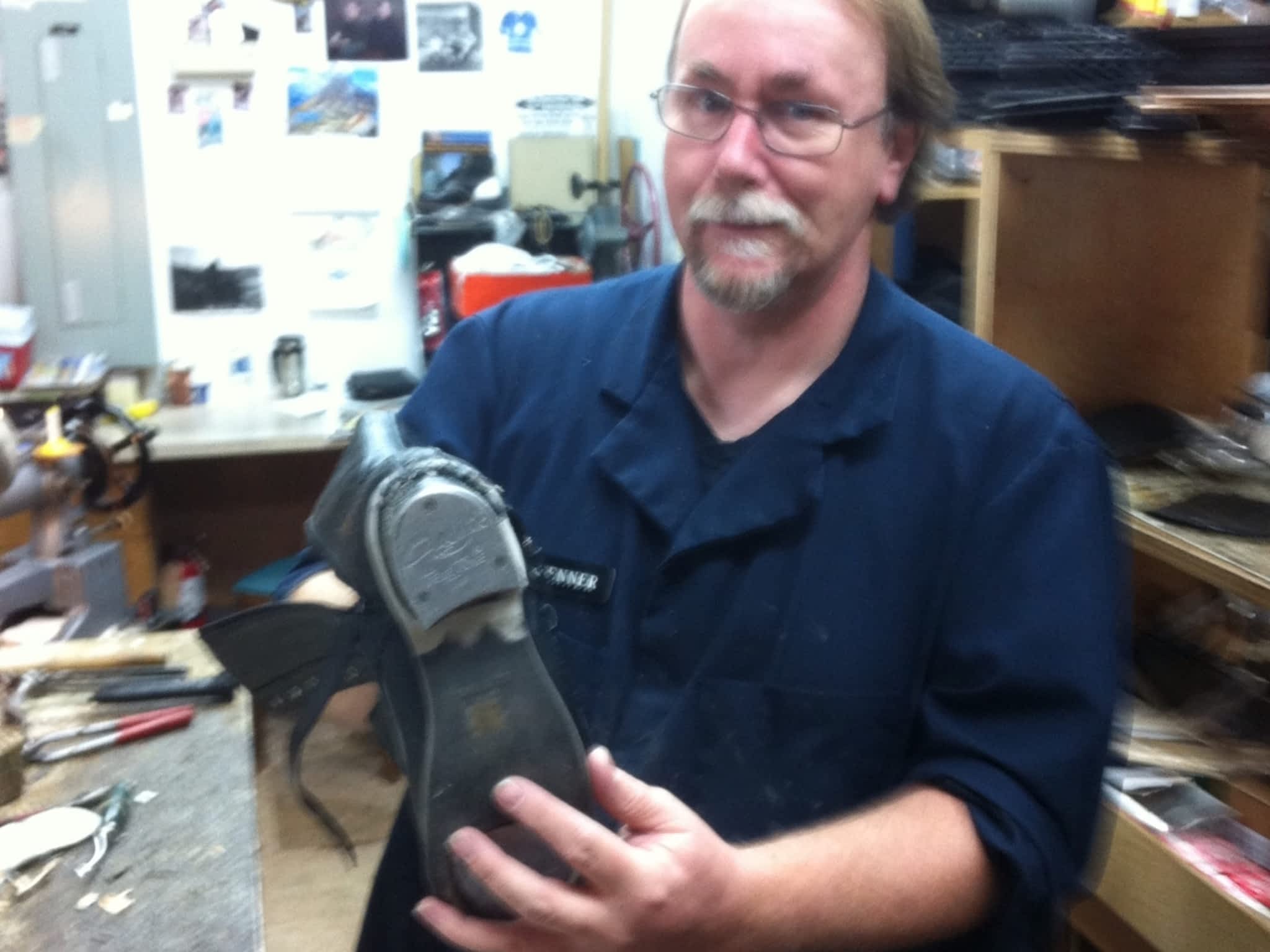 photo Ralph's Shoe Service