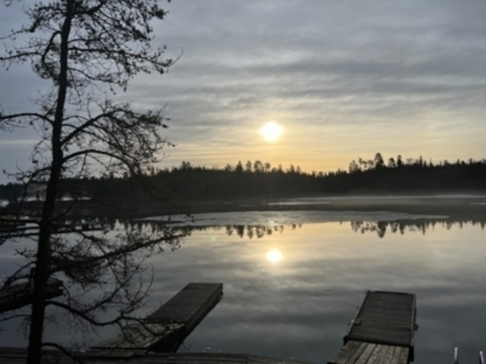 photo Lake Onaping Lodge
