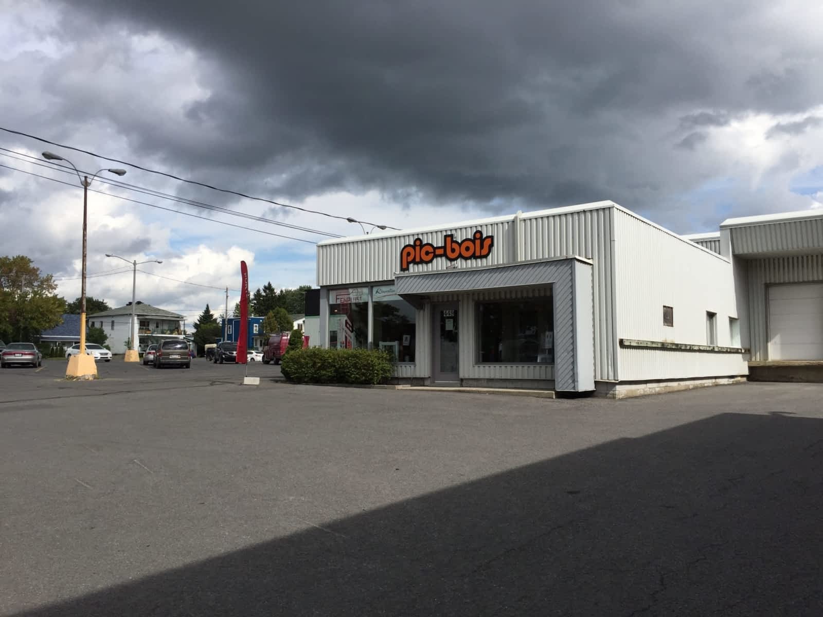 PicBois Inc Horaire d'ouverture 449, boul du Séminaire N, Saint