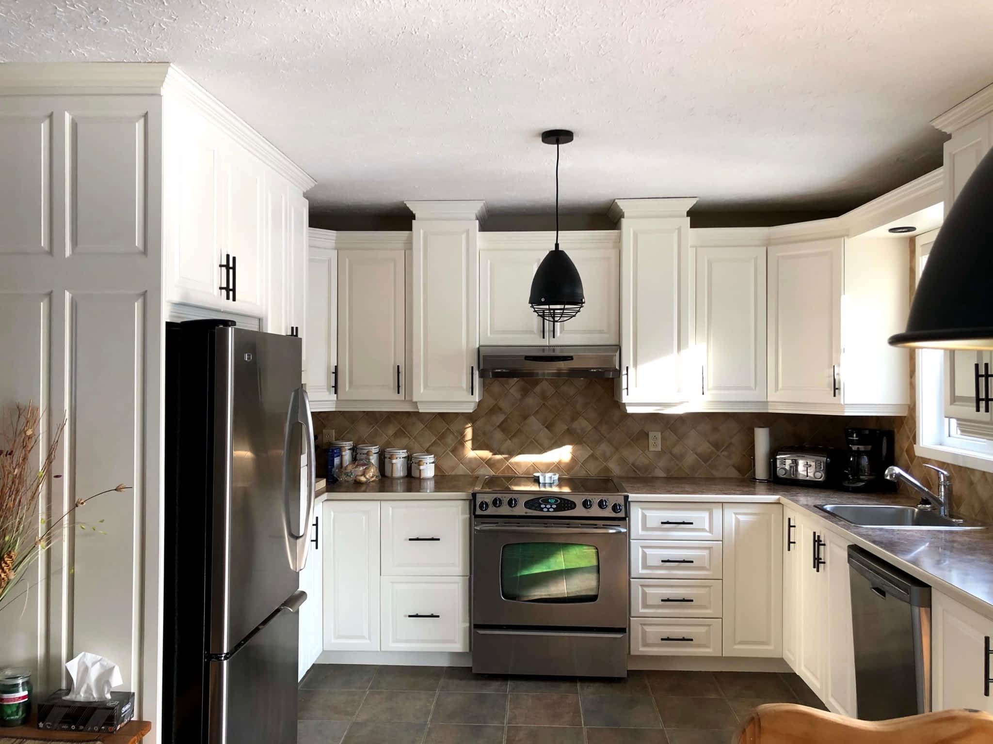 photo Finition Jaro | Spécialiste en relooking et rénovation de cuisines | Estrie