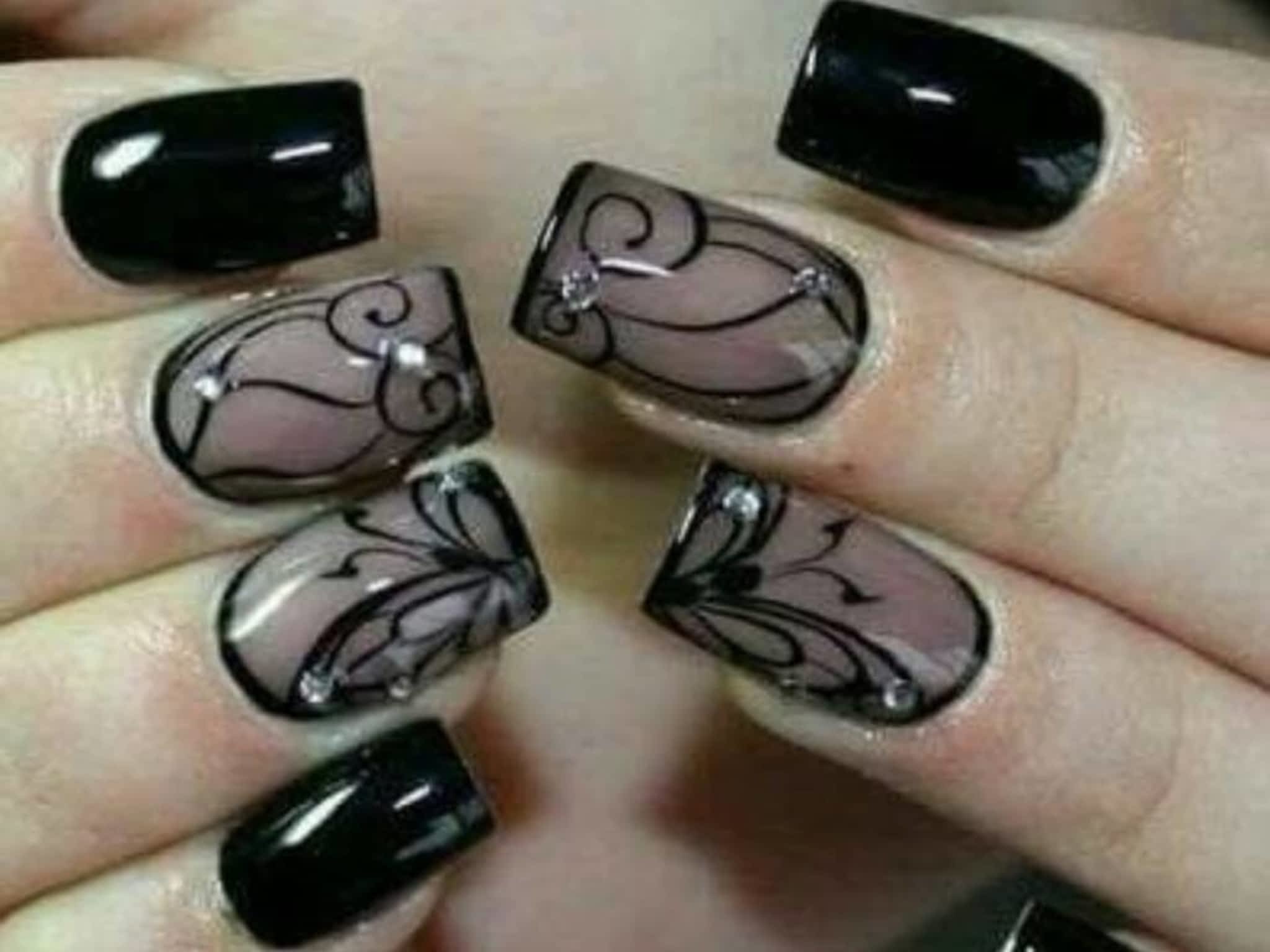 photo Mia Nails & Spa