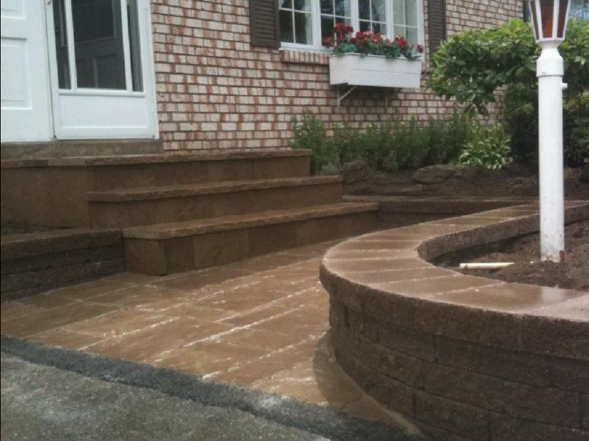 photo Robert Bowden BB Lawn